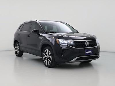Black 2022 Volkswagen Taos SE