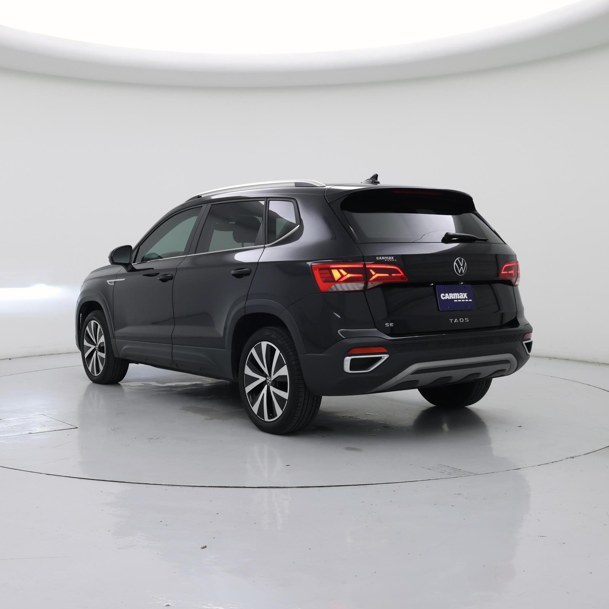 Thumbnail: 2022 Volkswagen Taos - 2