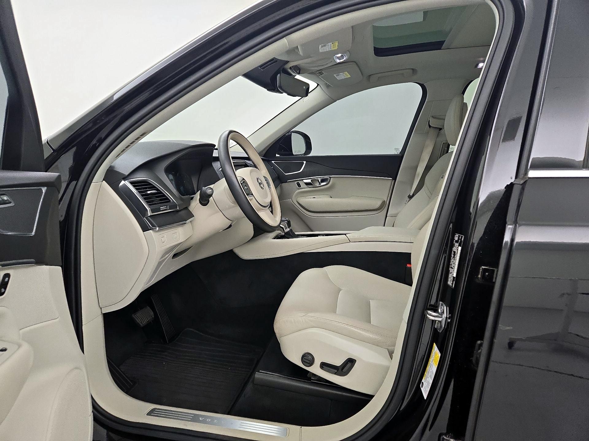 Thumbnail: 2020 Volvo XC90 - 11