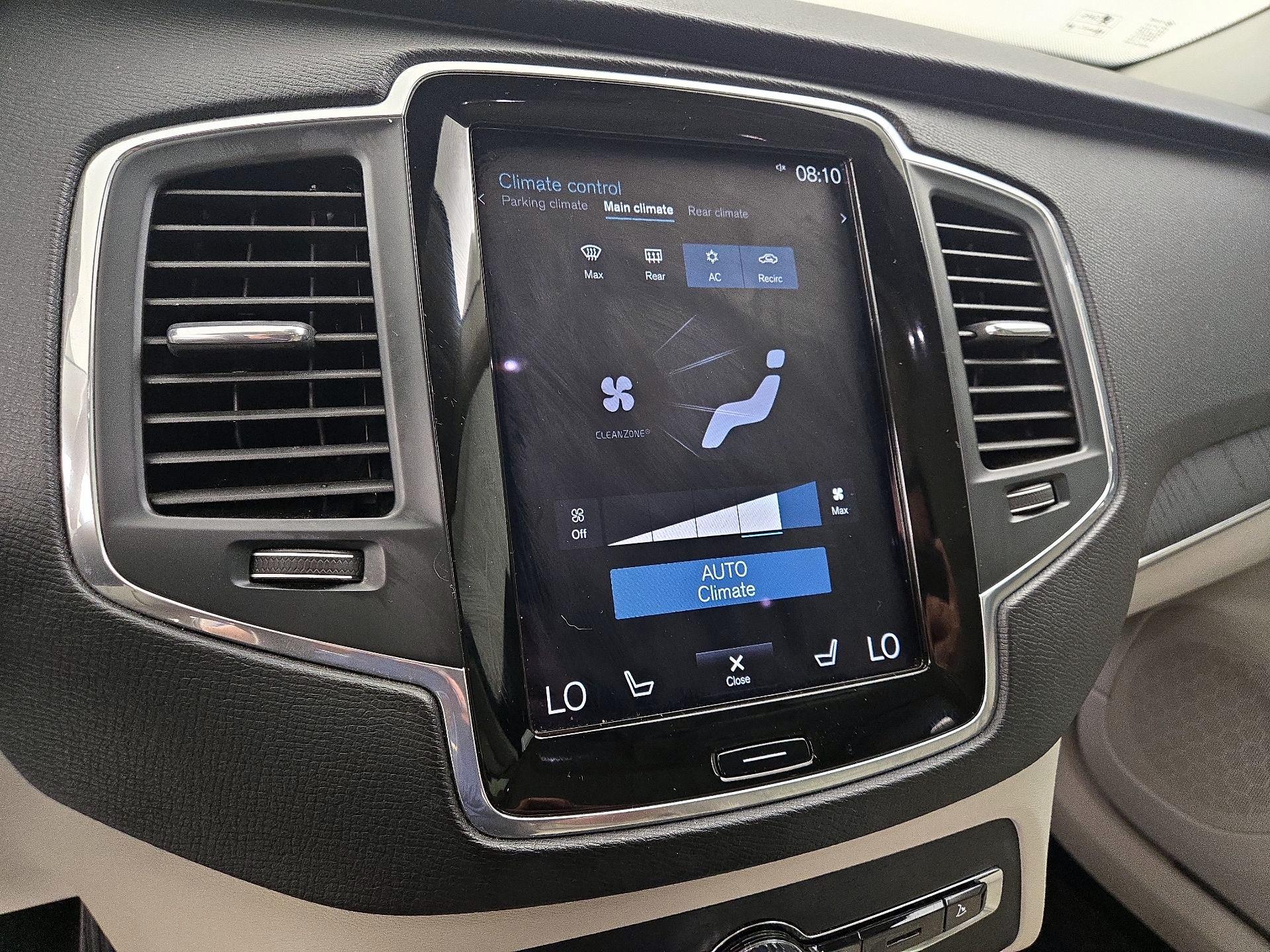 Thumbnail: 2020 Volvo XC90 - 17
