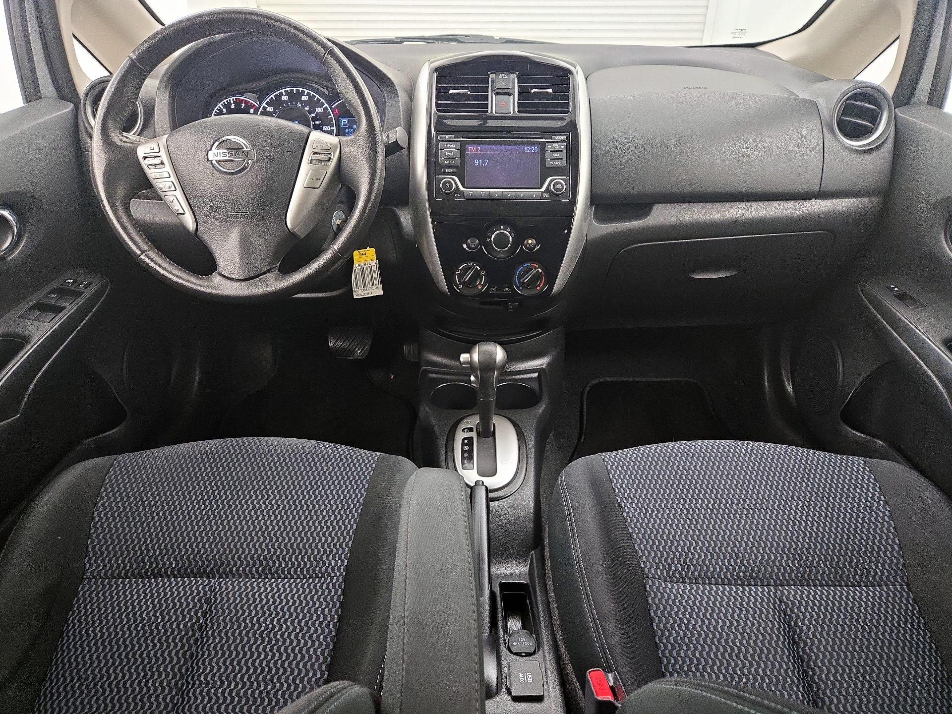Thumbnail: 2016 Nissan Versa Note - 9
