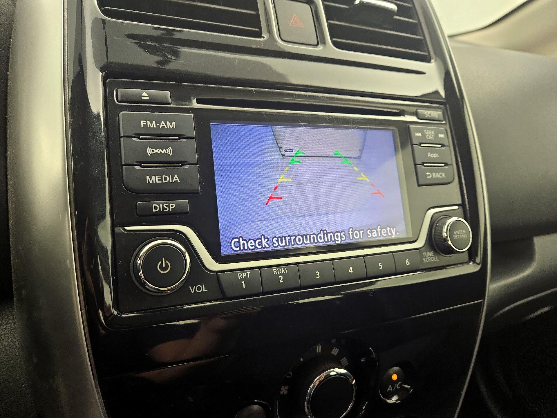Thumbnail: 2016 Nissan Versa Note - 14