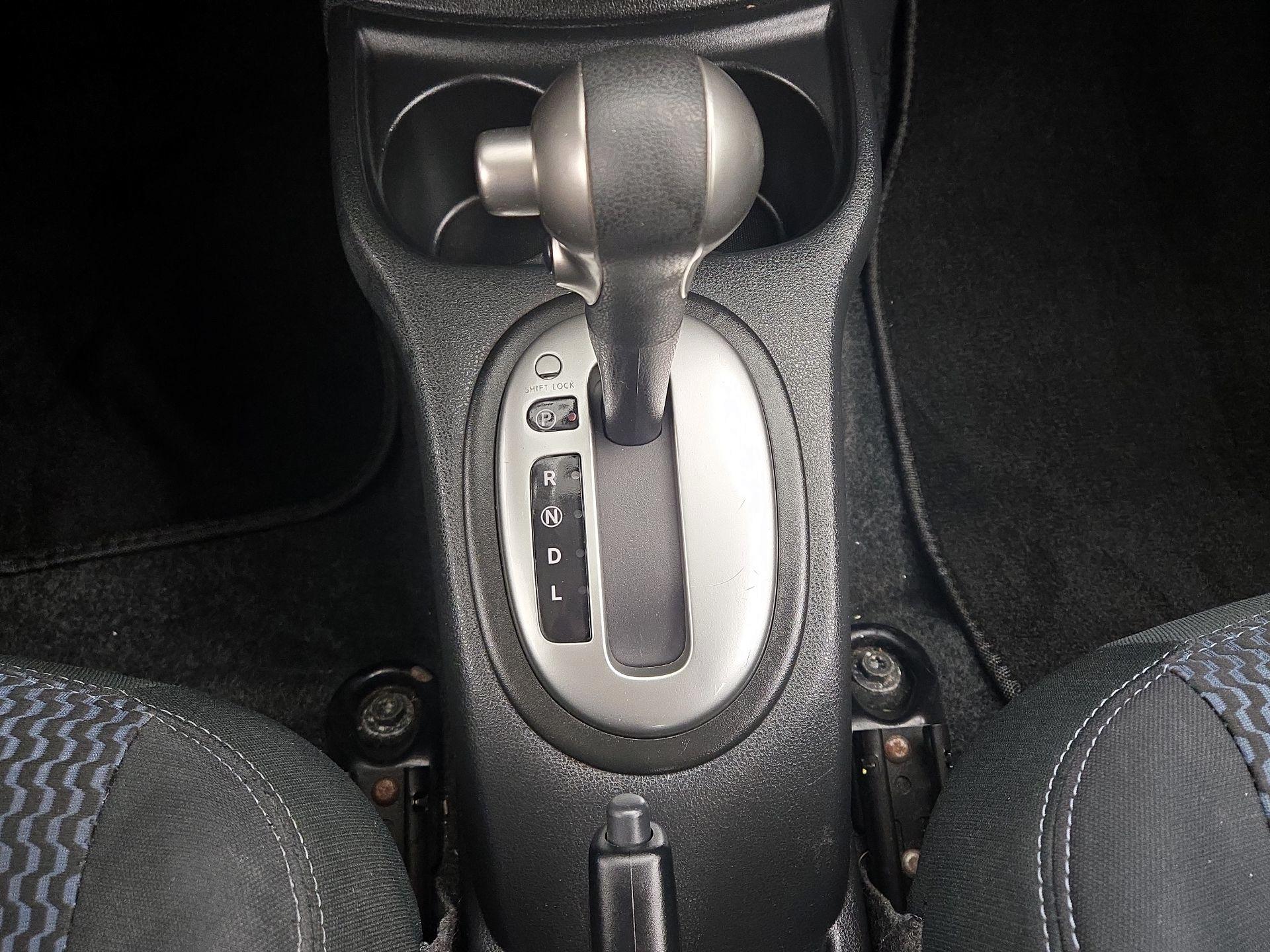 Thumbnail: 2016 Nissan Versa Note - 17