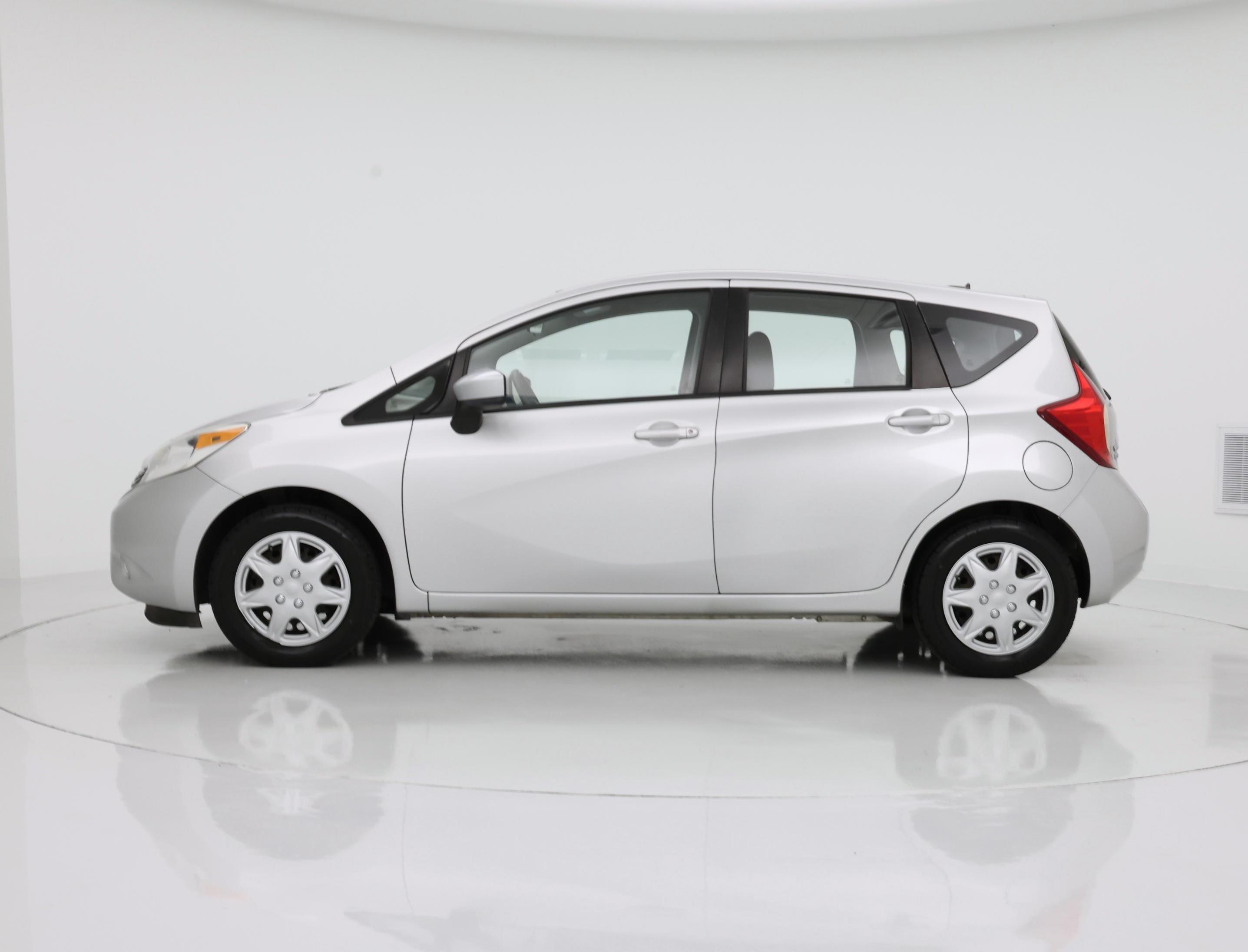 Thumbnail: 2016 Nissan Versa Note - 3