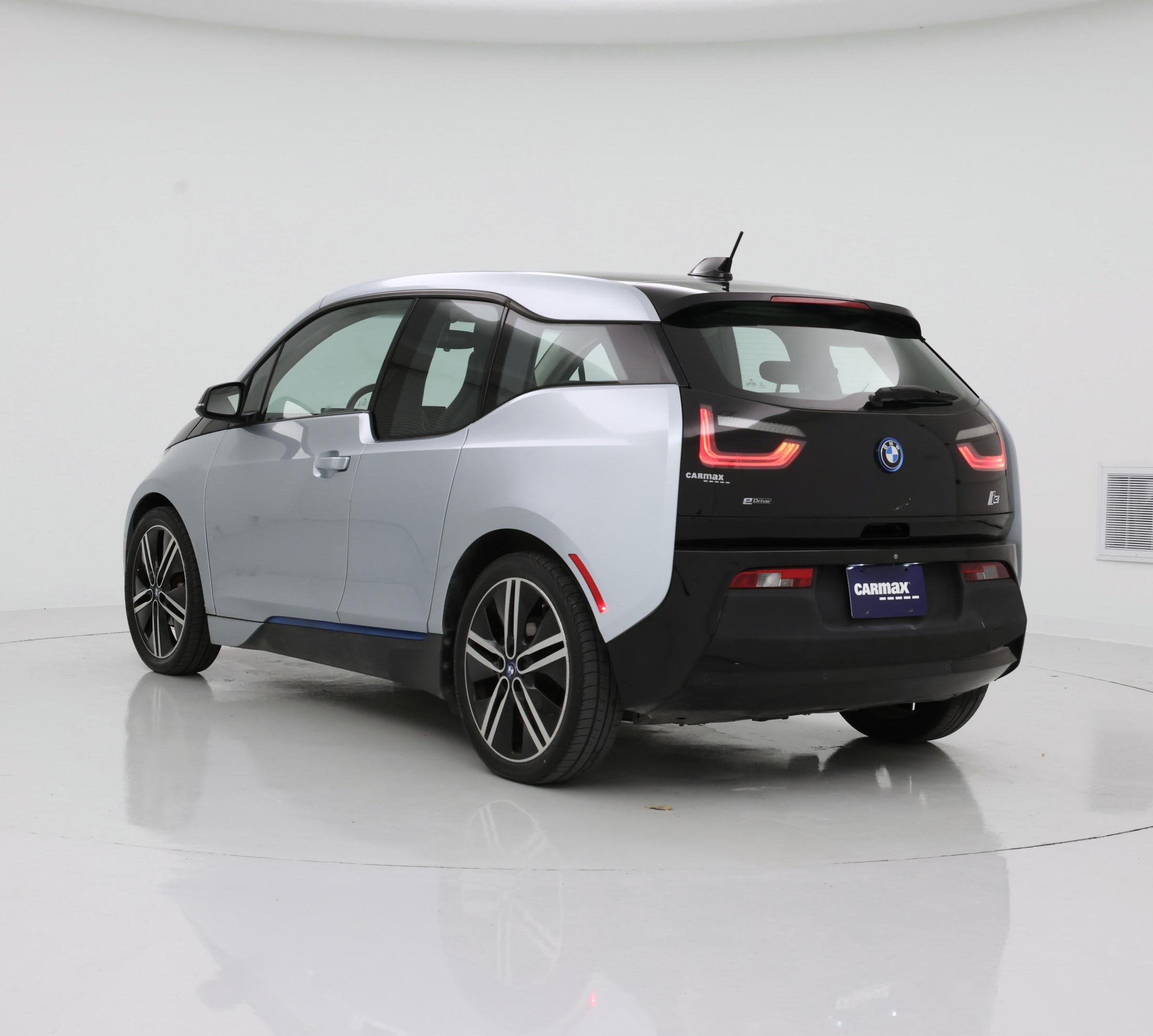 Thumbnail: 2015 BMW i3 - 2