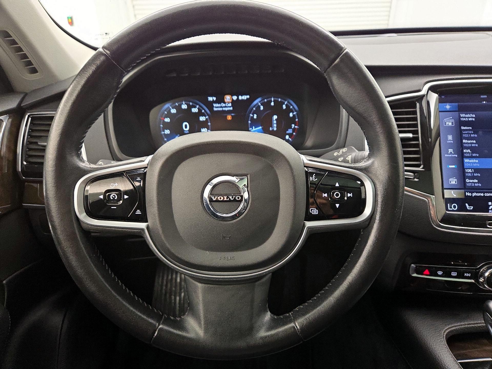 Thumbnail: 2017 Volvo XC90 - 10