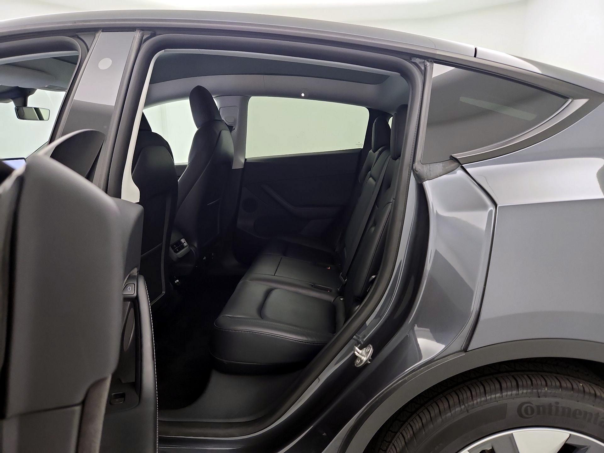 Thumbnail: 2021 Tesla Model Y - 19