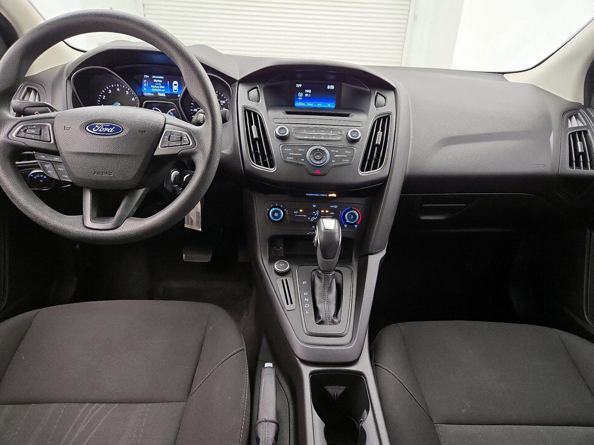 Thumbnail: 2016 Ford Focus - 9