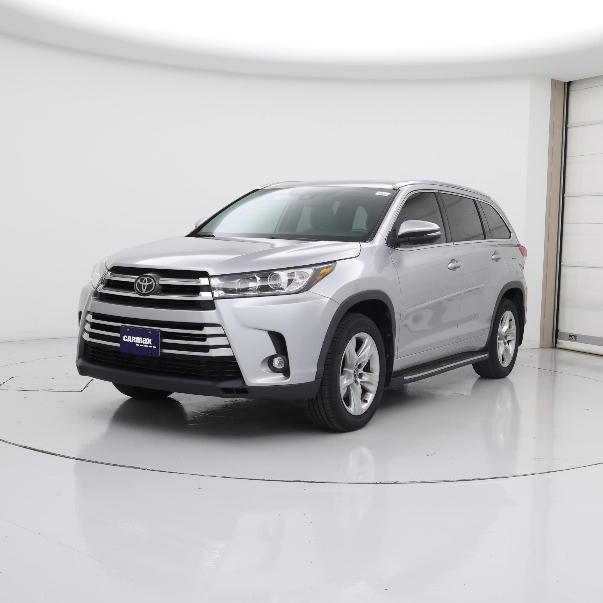 Thumbnail: 2019 Toyota Highlander - 4