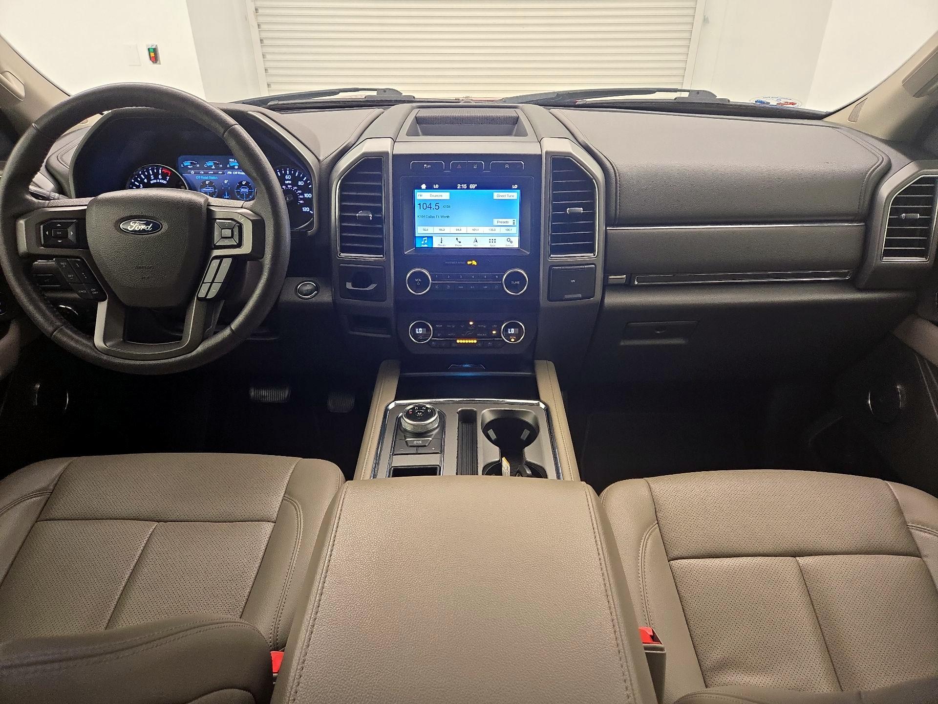 Thumbnail: 2019 Ford Expedition - 9