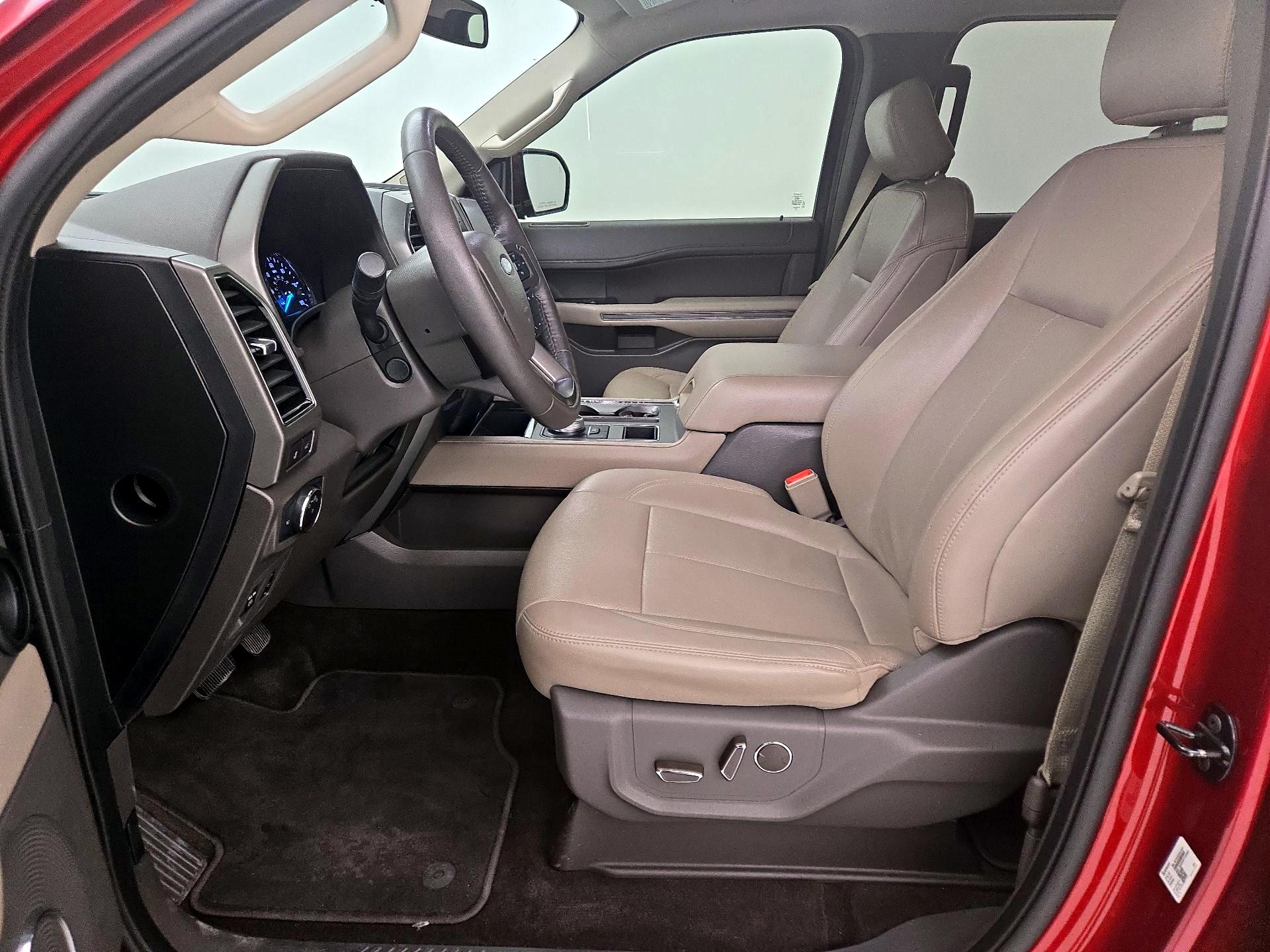 Thumbnail: 2019 Ford Expedition - 11