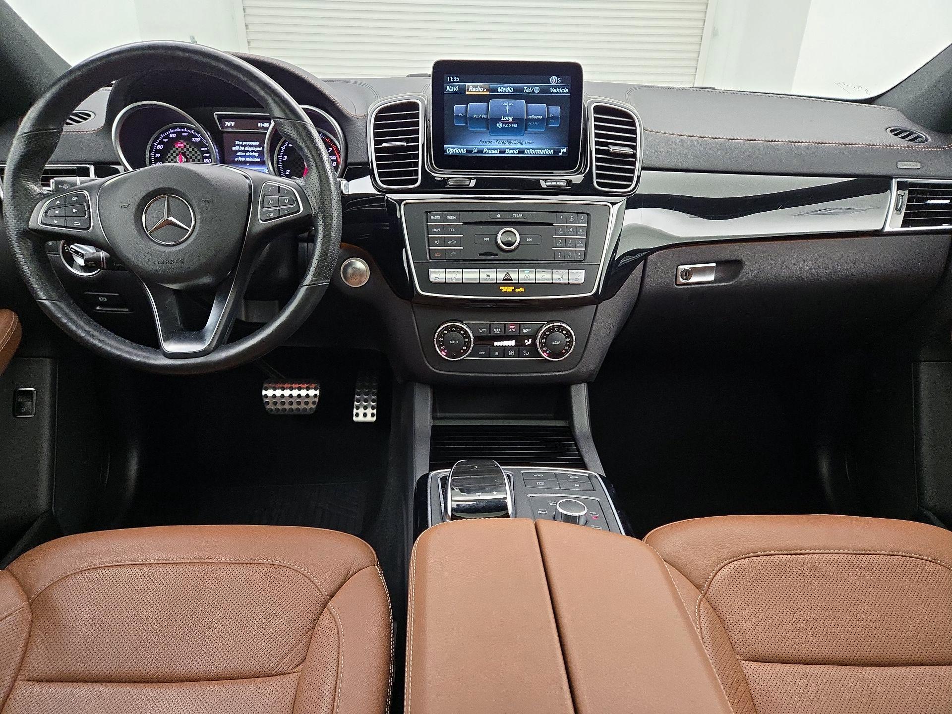 Thumbnail: 2017 Mercedes-Benz GLE - 9