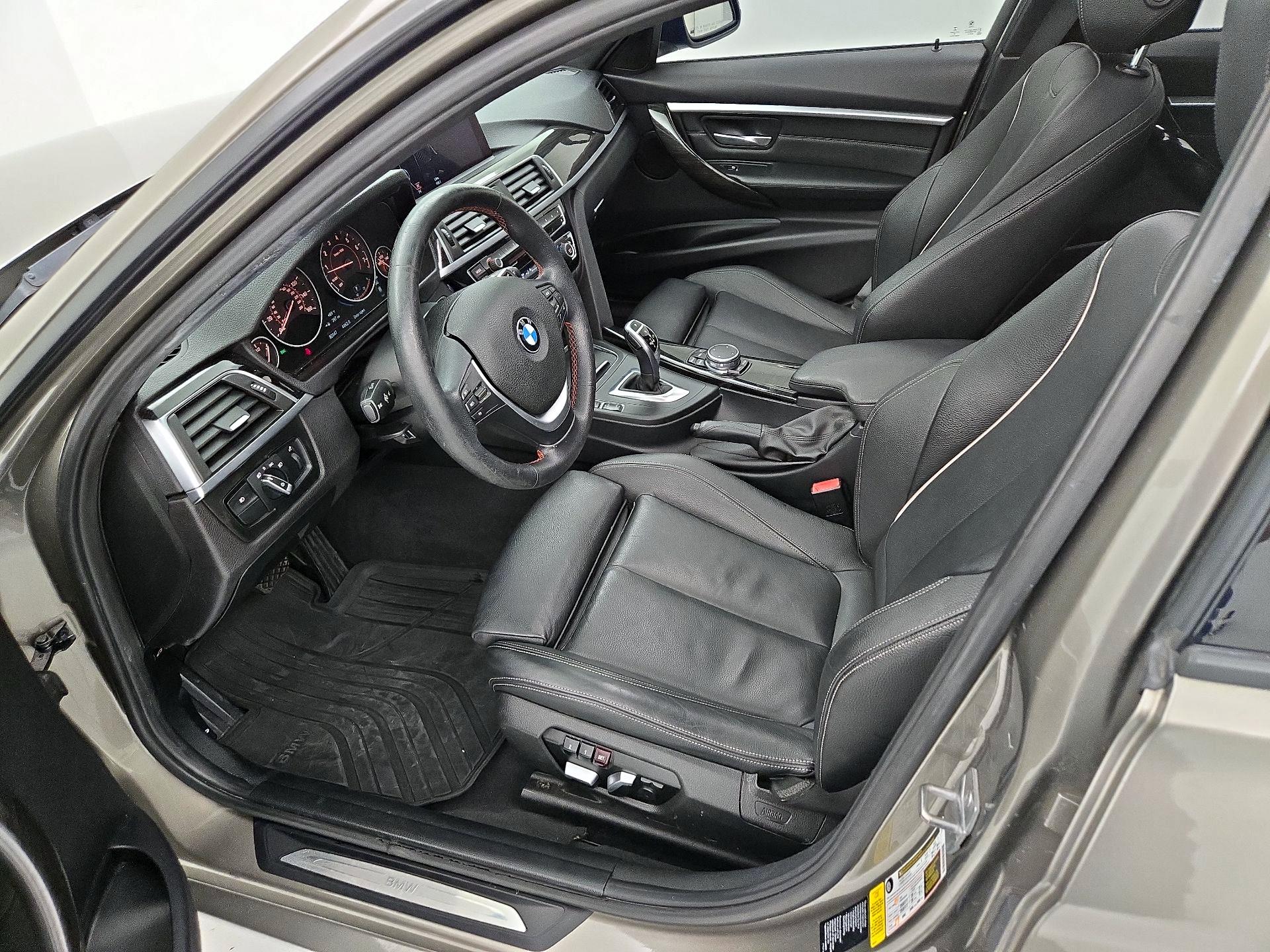 Thumbnail: 2016 BMW 3 Series - 11
