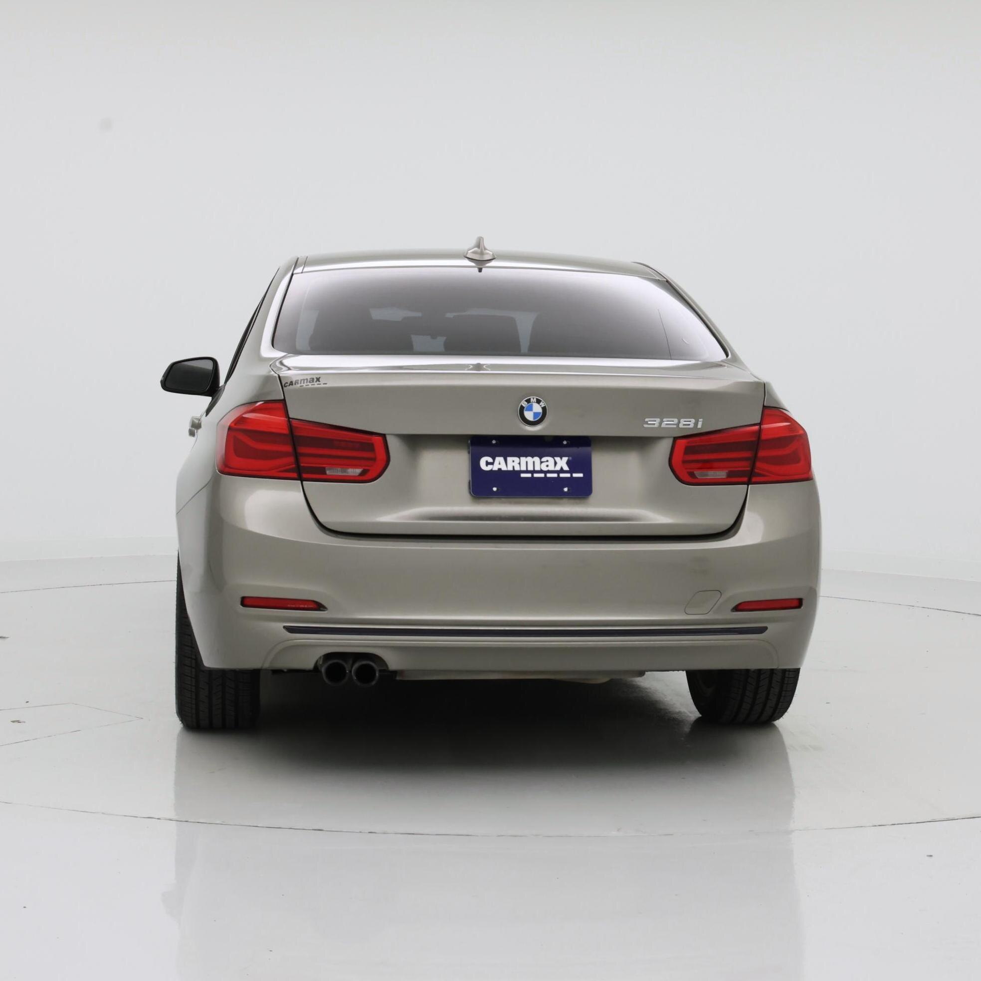 Thumbnail: 2016 BMW 3 Series - 6