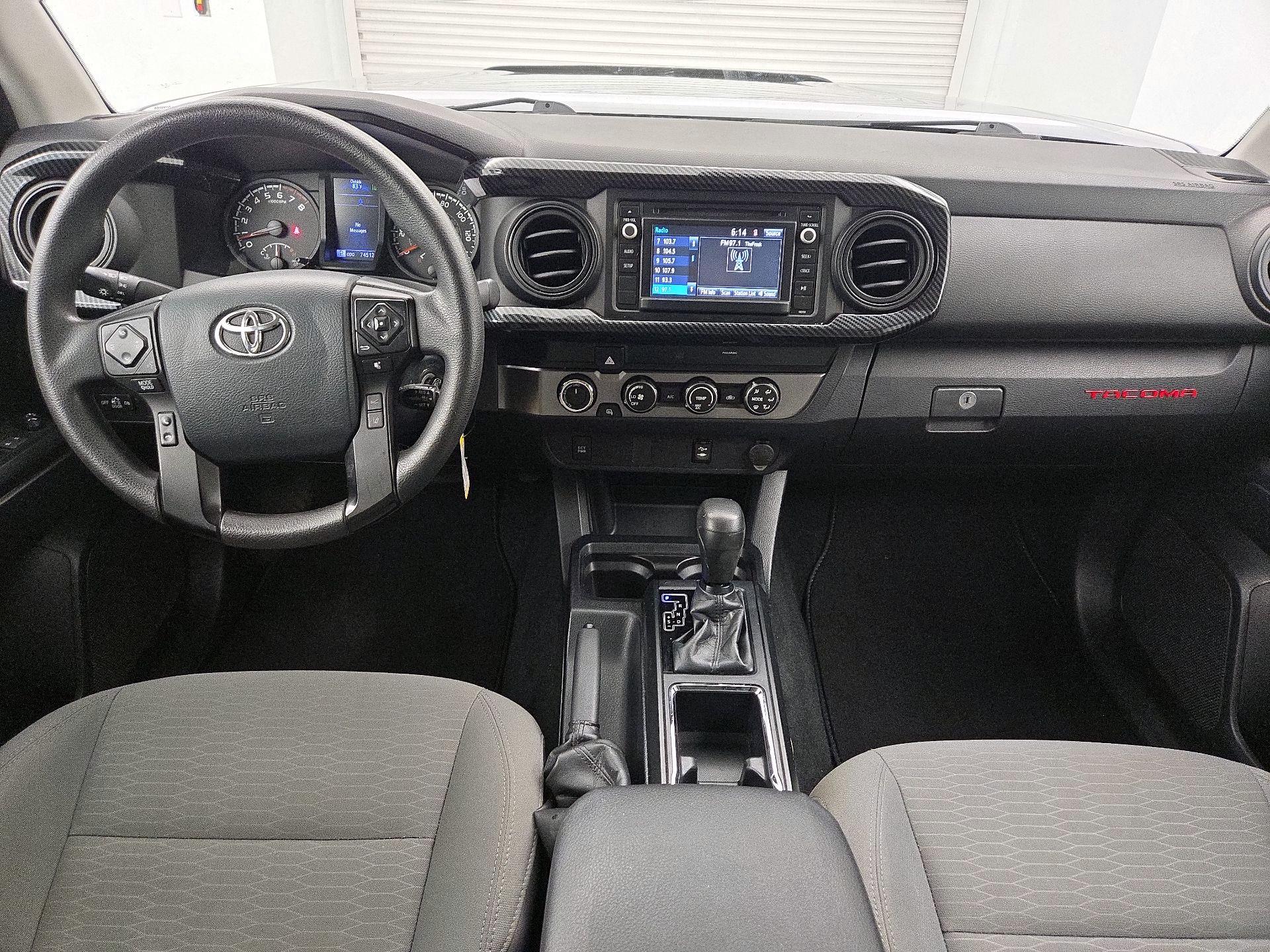 Thumbnail: 2019 Toyota Tacoma - 9