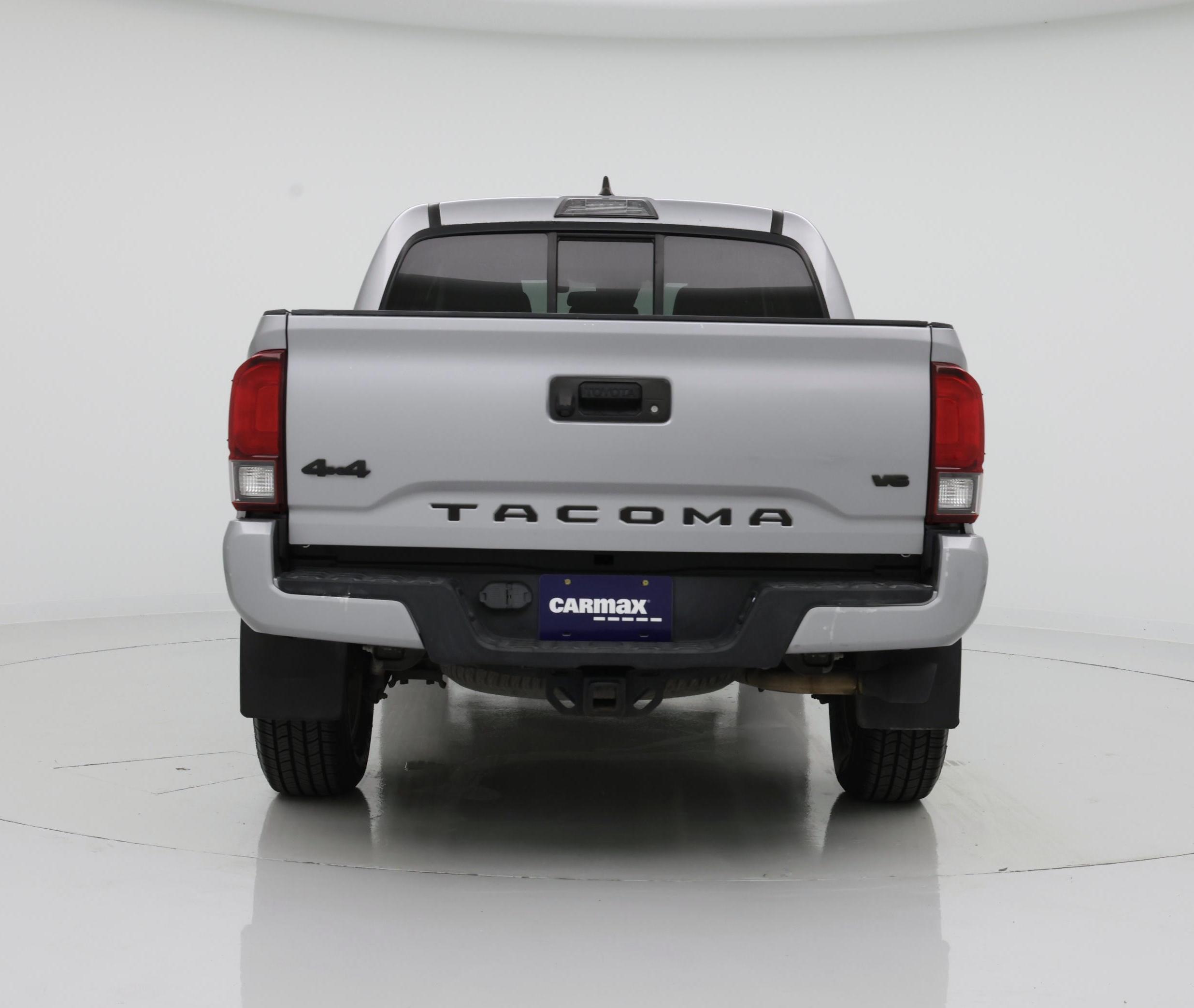 Thumbnail: 2019 Toyota Tacoma - 6