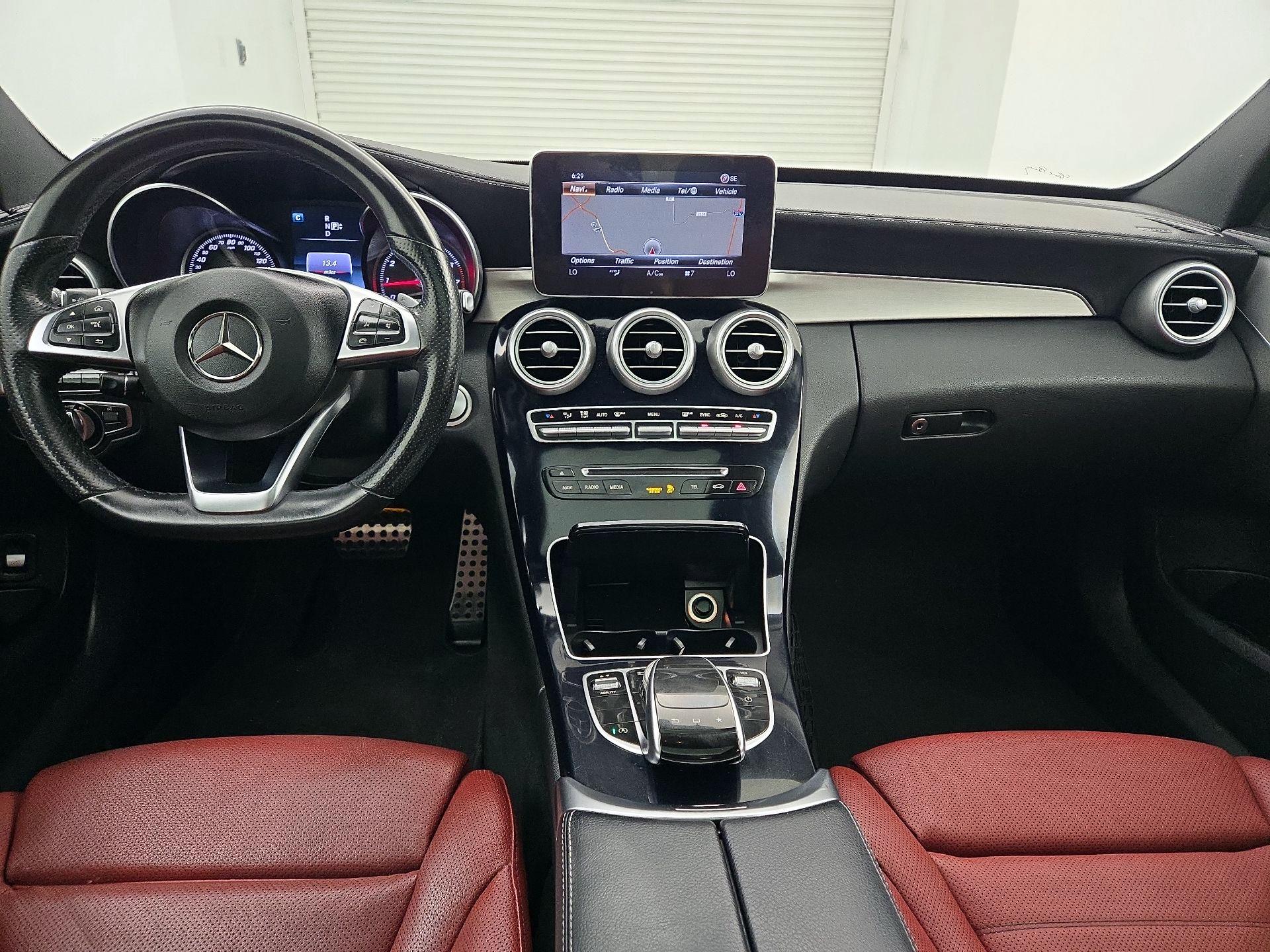 Thumbnail: 2015 Mercedes-Benz C-Class - 9