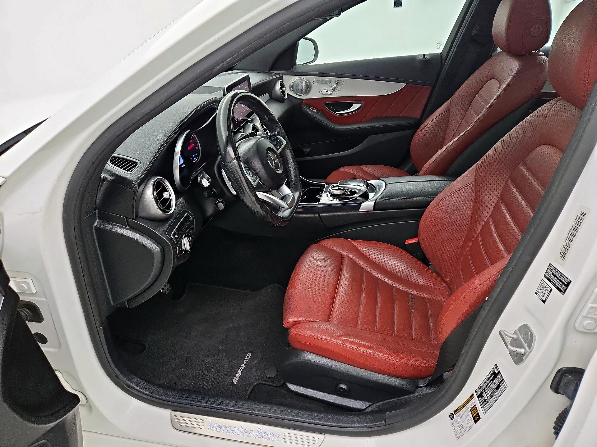 Thumbnail: 2015 Mercedes-Benz C-Class - 11