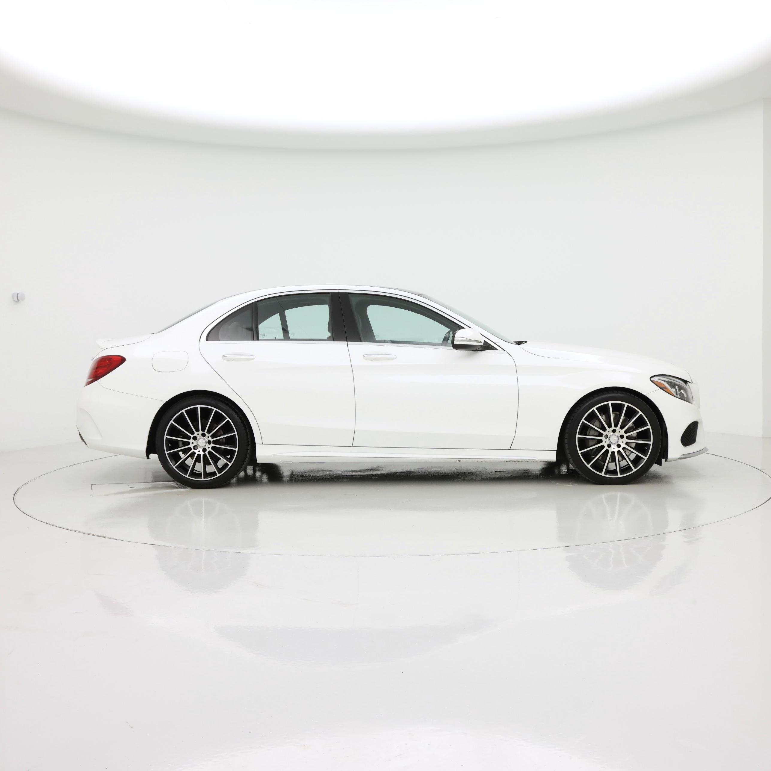 Thumbnail: 2015 Mercedes-Benz C-Class - 7