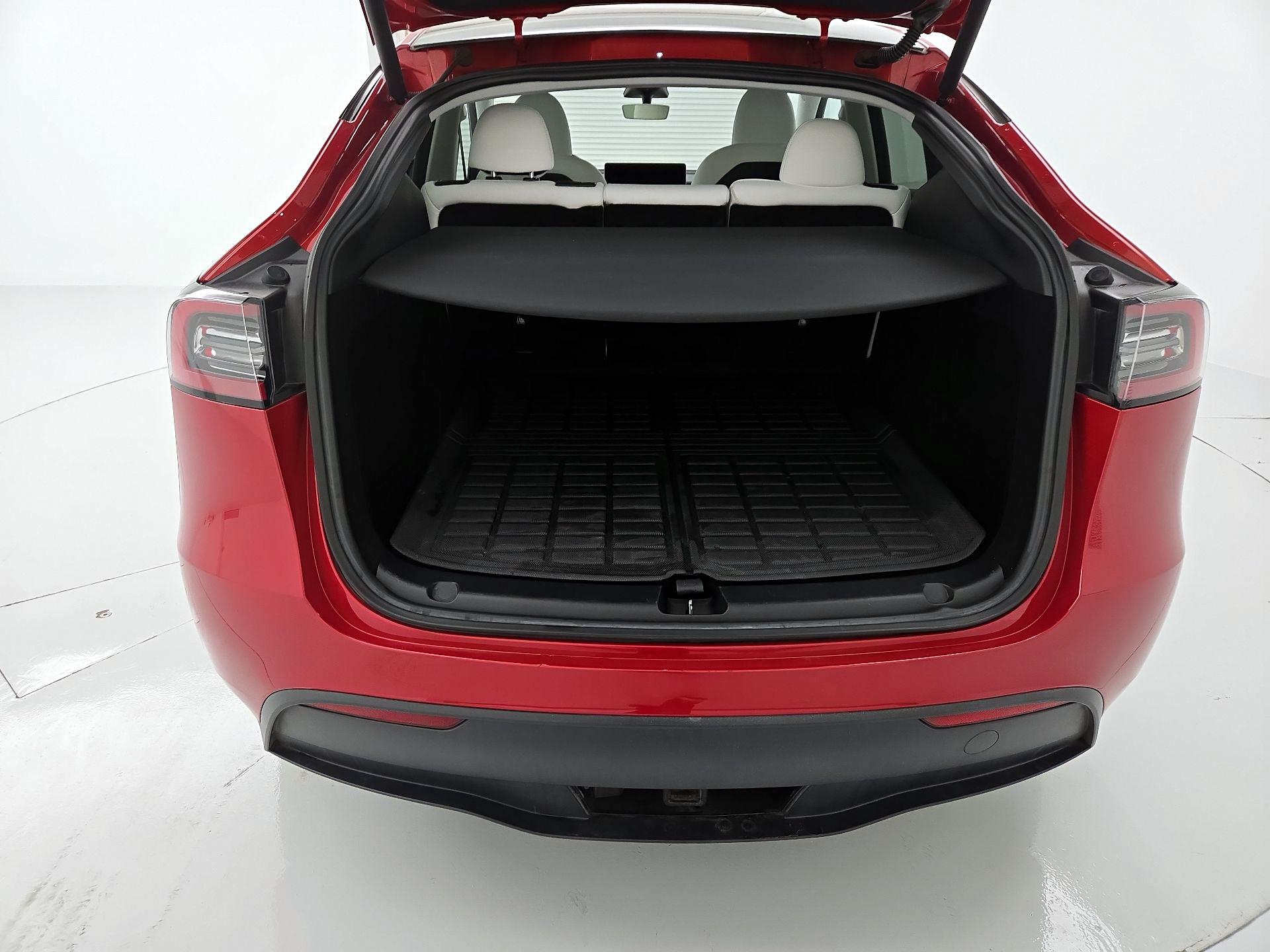 Thumbnail: 2023 Tesla Model Y - 20