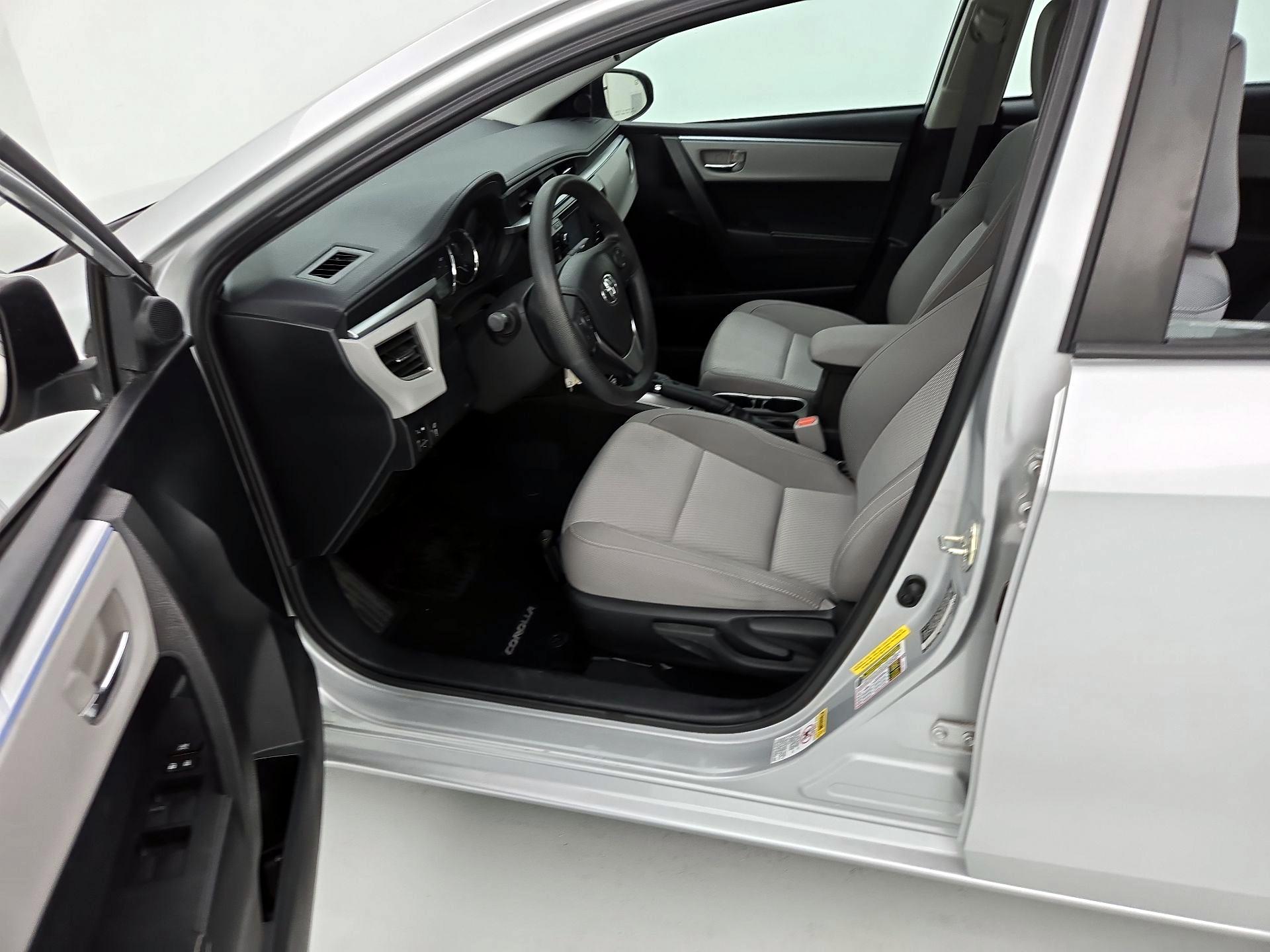 Thumbnail: 2015 Toyota Corolla - 11