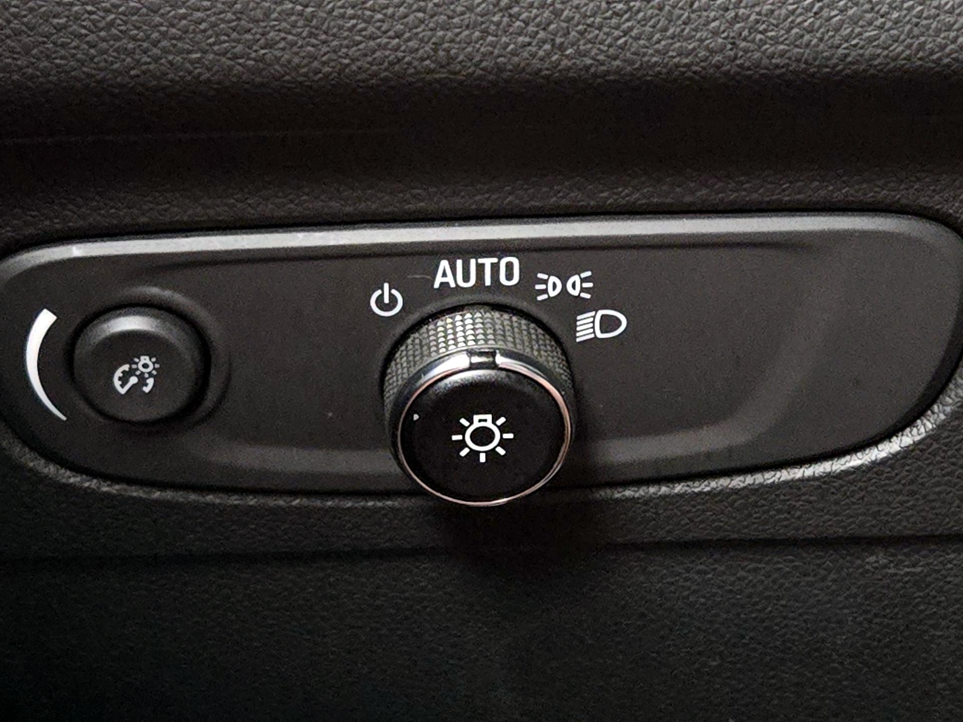 Thumbnail: 2023 Buick Envision - 13