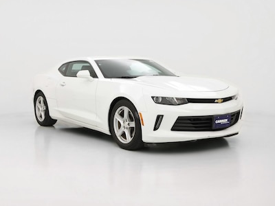 White 2017 Chevrolet Camaro LT