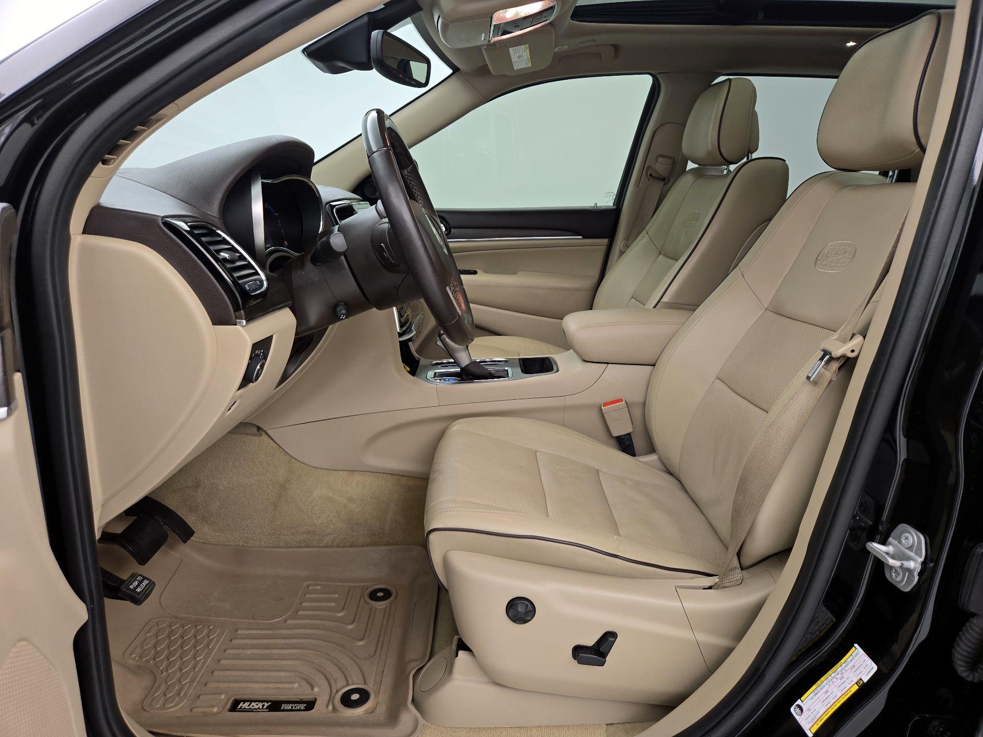 Thumbnail: 2020 Jeep Grand Cherokee - 11