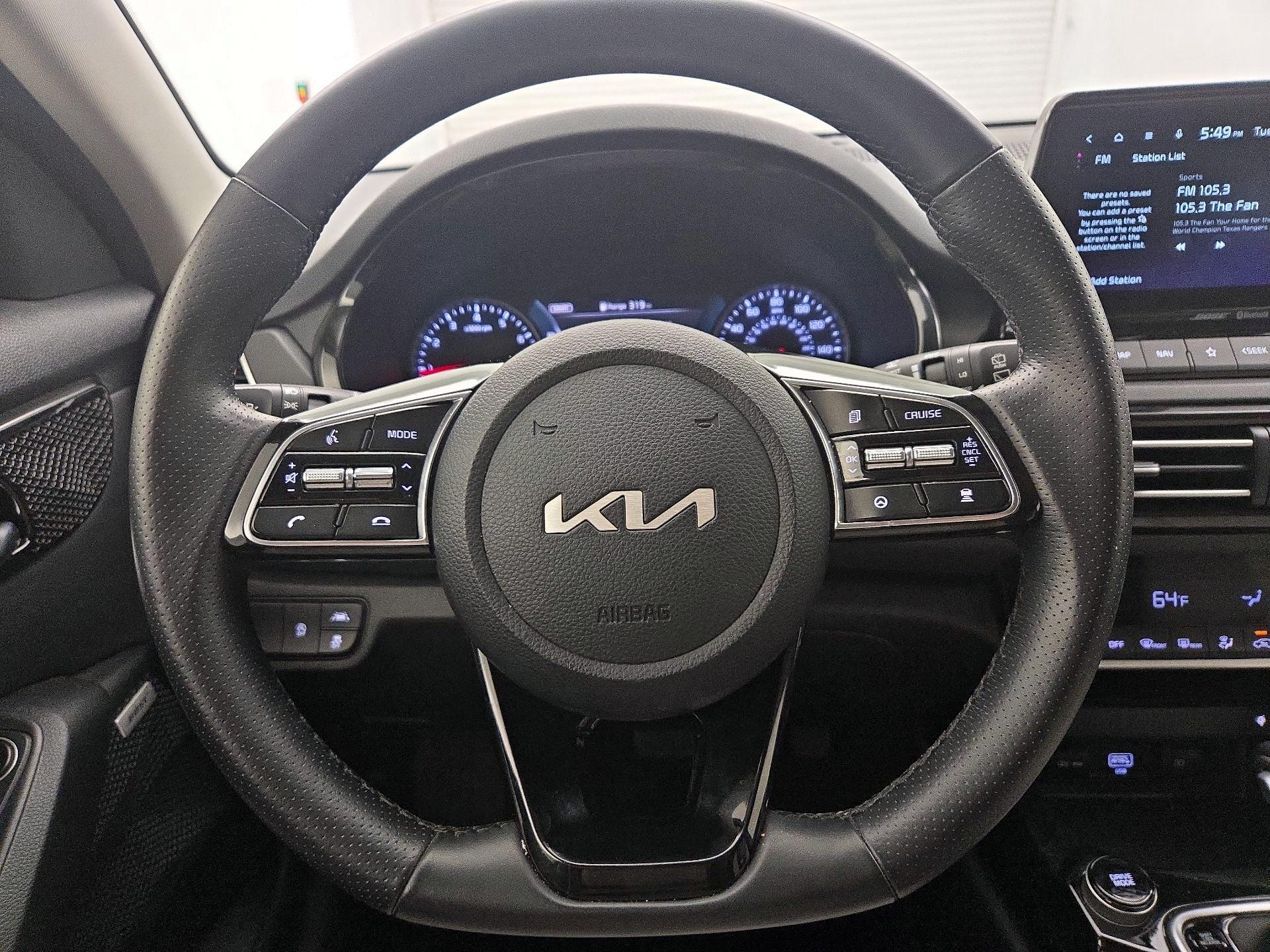 Thumbnail: 2023 Kia Seltos - 10