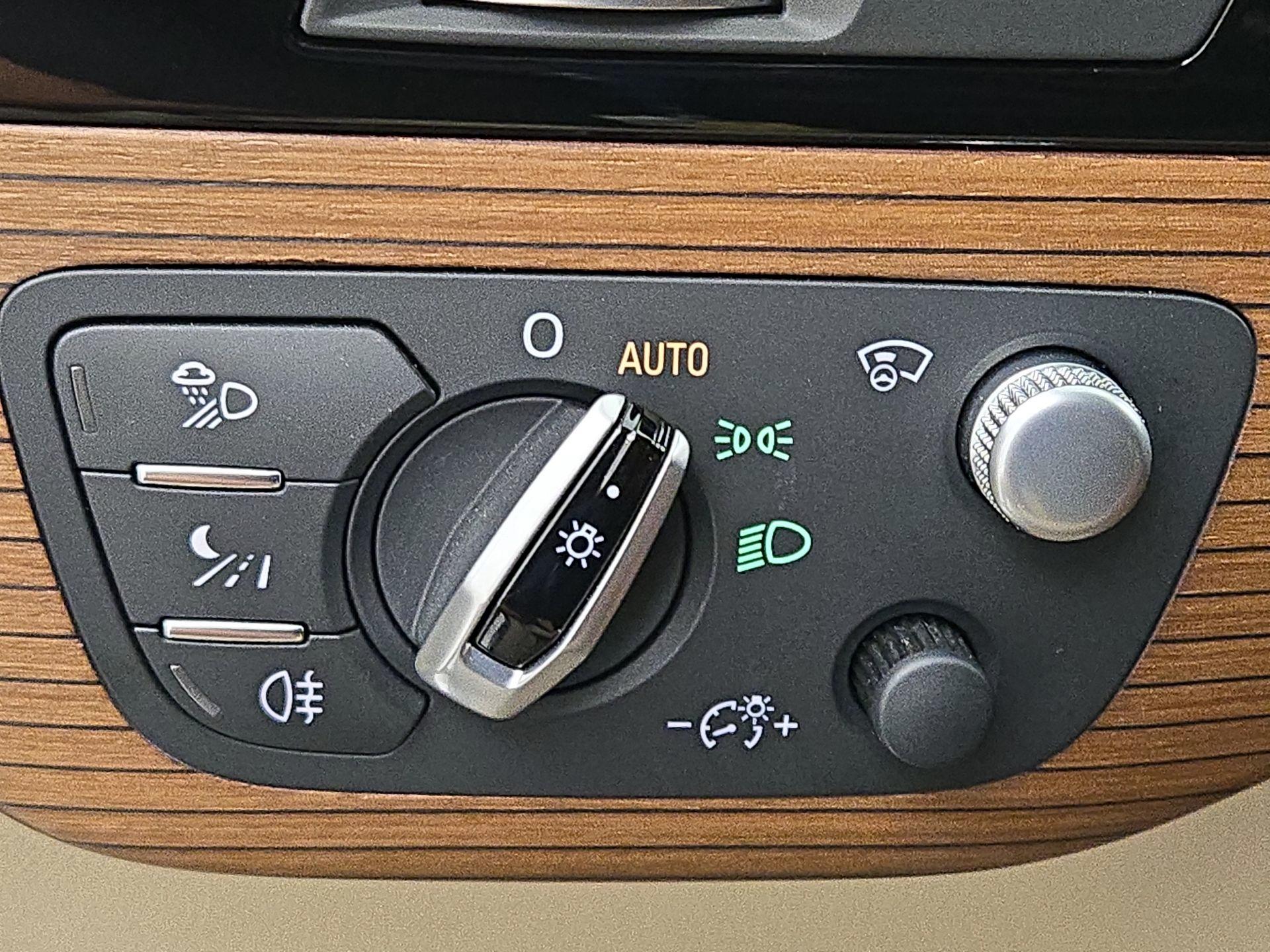 Thumbnail: 2017 Audi Q7 - 13