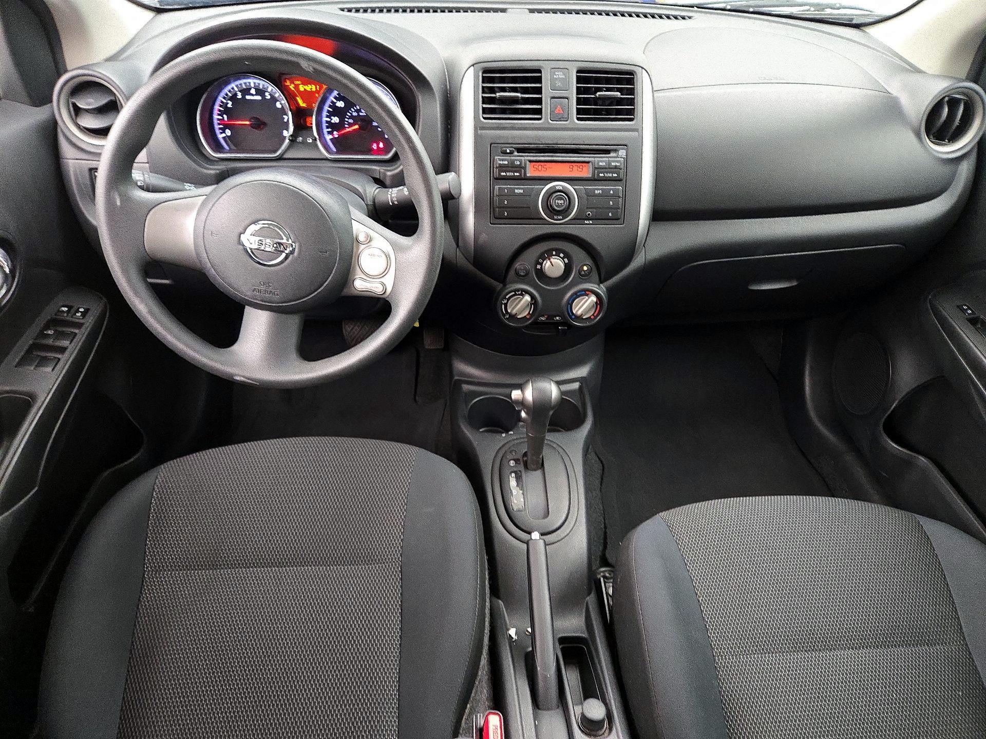 Thumbnail: 2013 Nissan Versa - 9