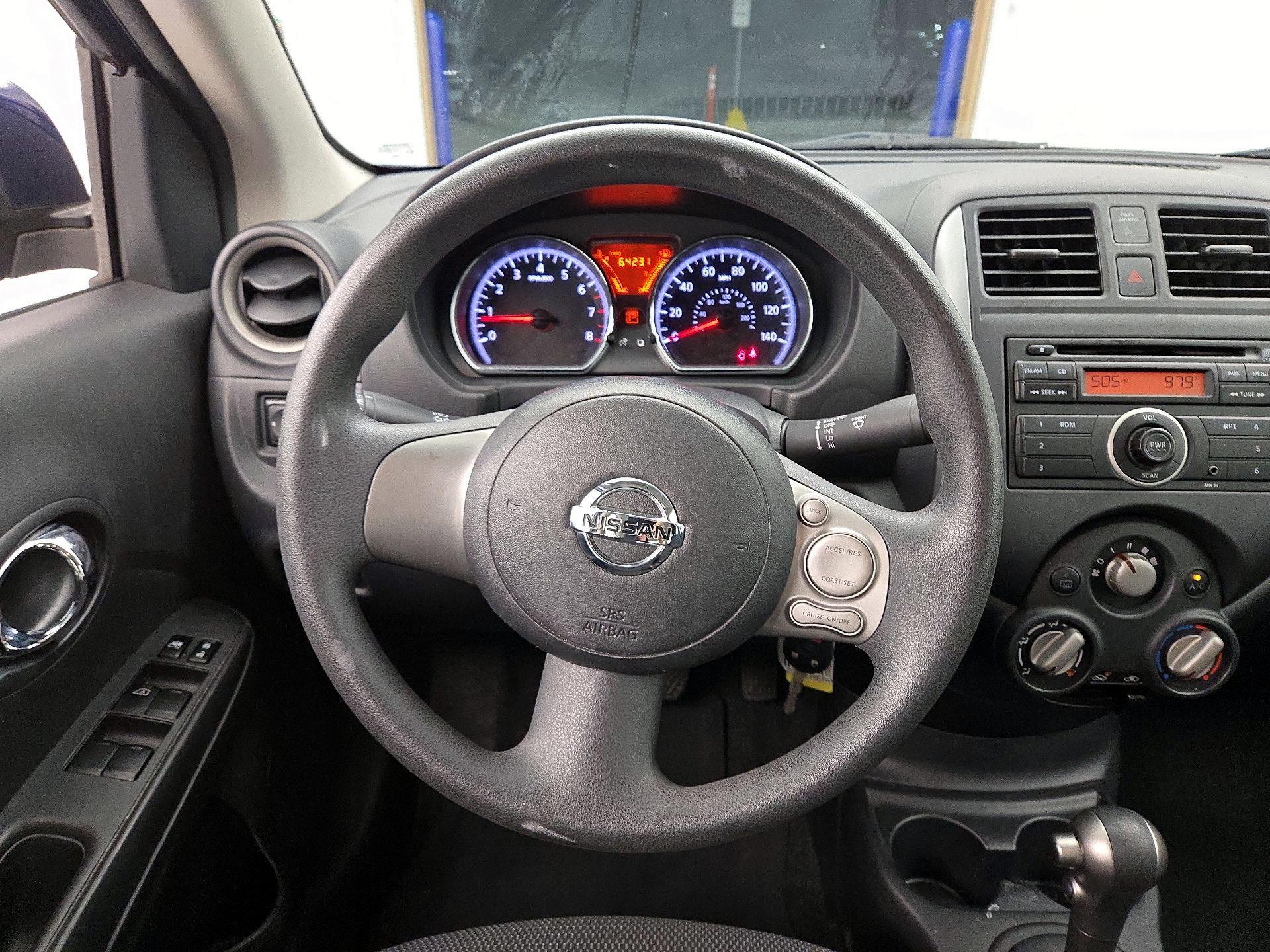 Thumbnail: 2013 Nissan Versa - 10