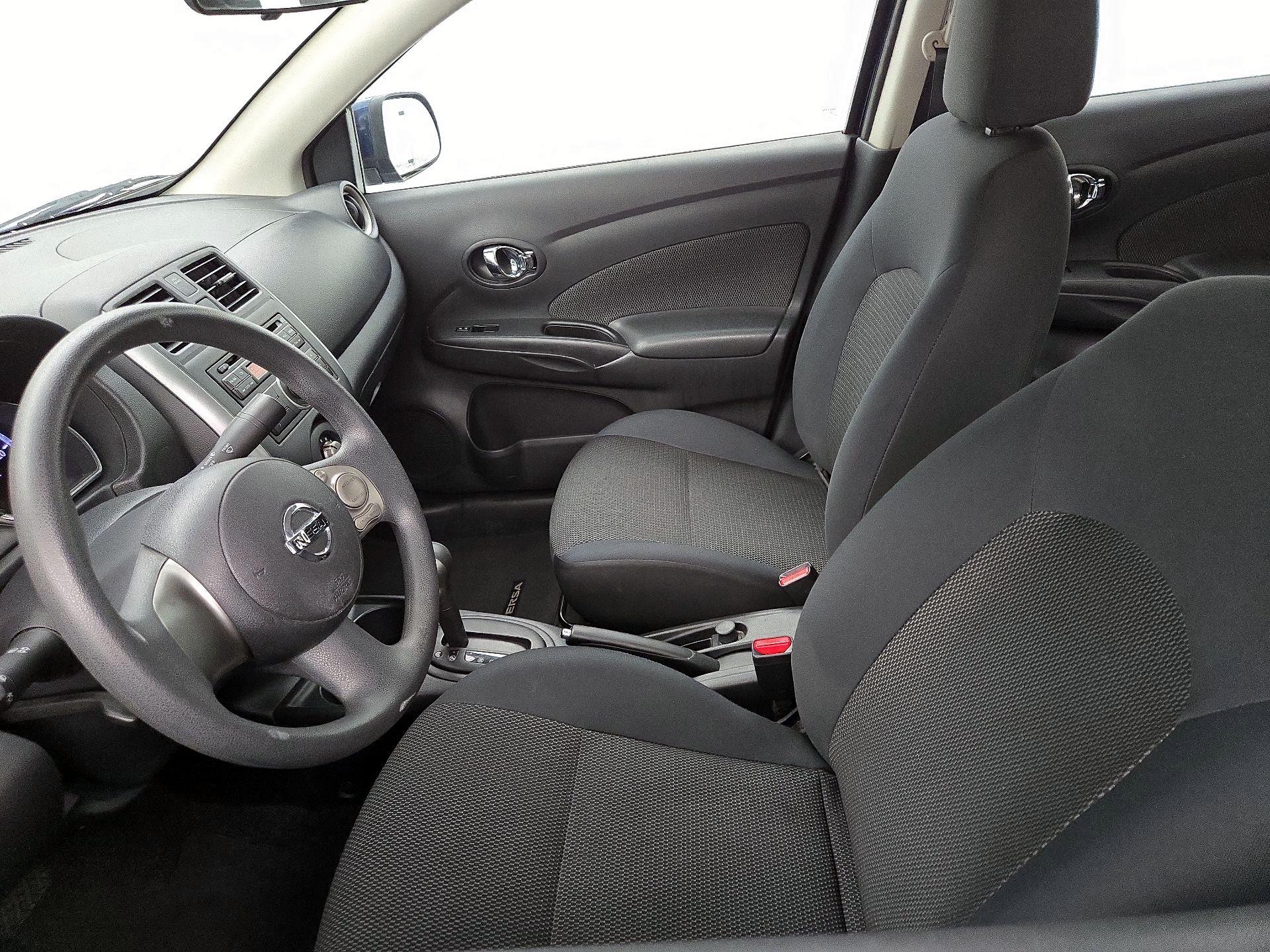 Thumbnail: 2013 Nissan Versa - 11