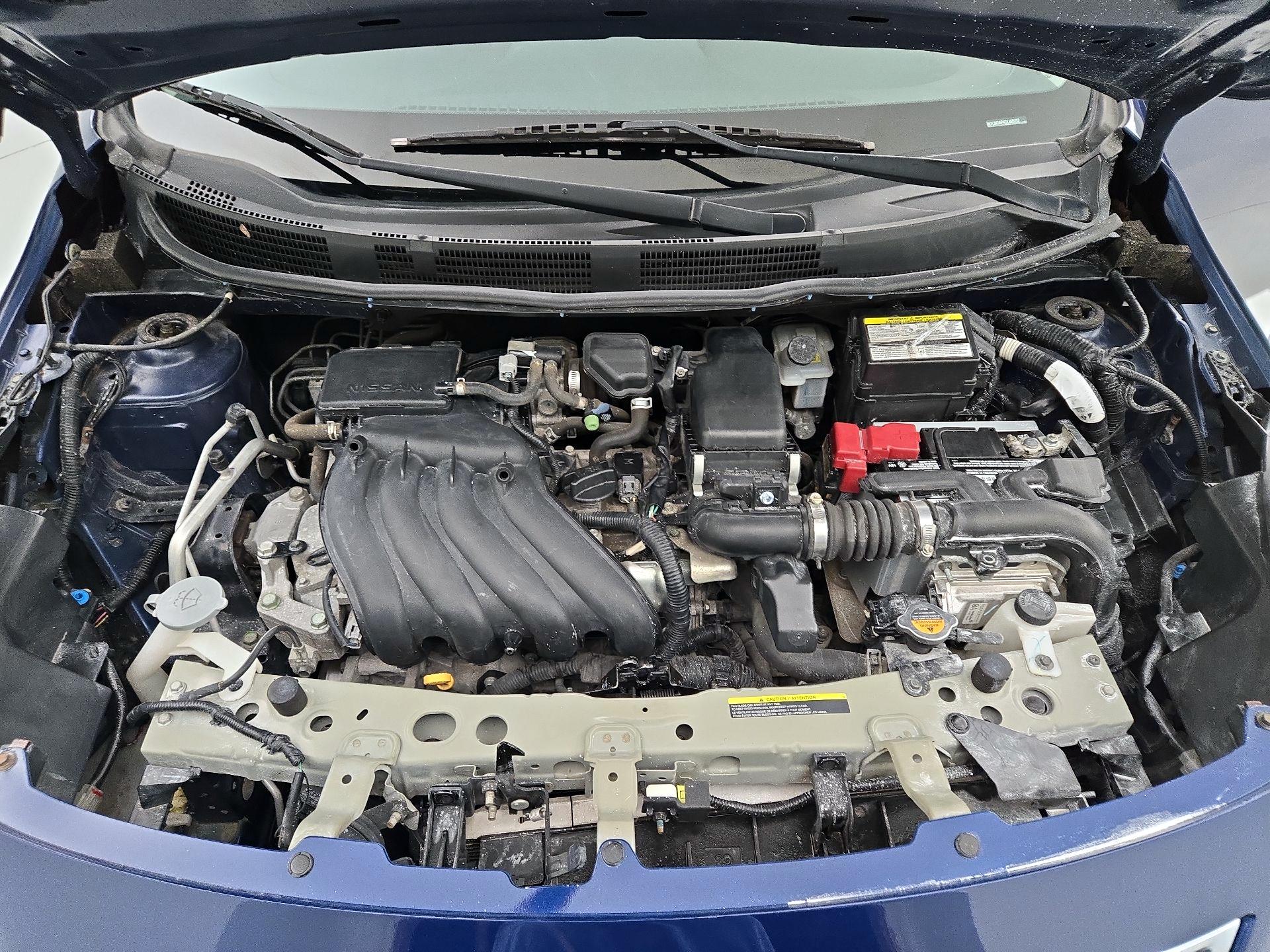 Thumbnail: 2013 Nissan Versa - 20