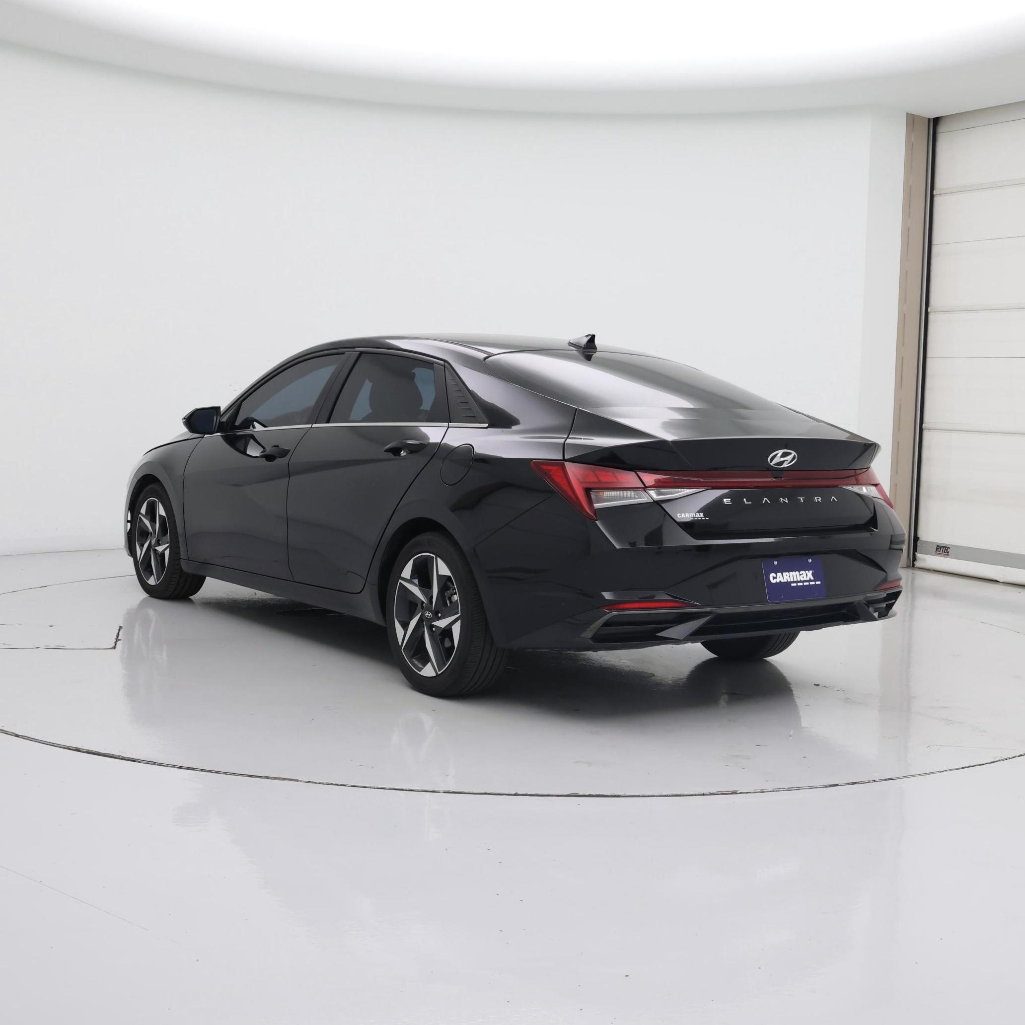 Thumbnail: 2022 Hyundai Elantra - 2