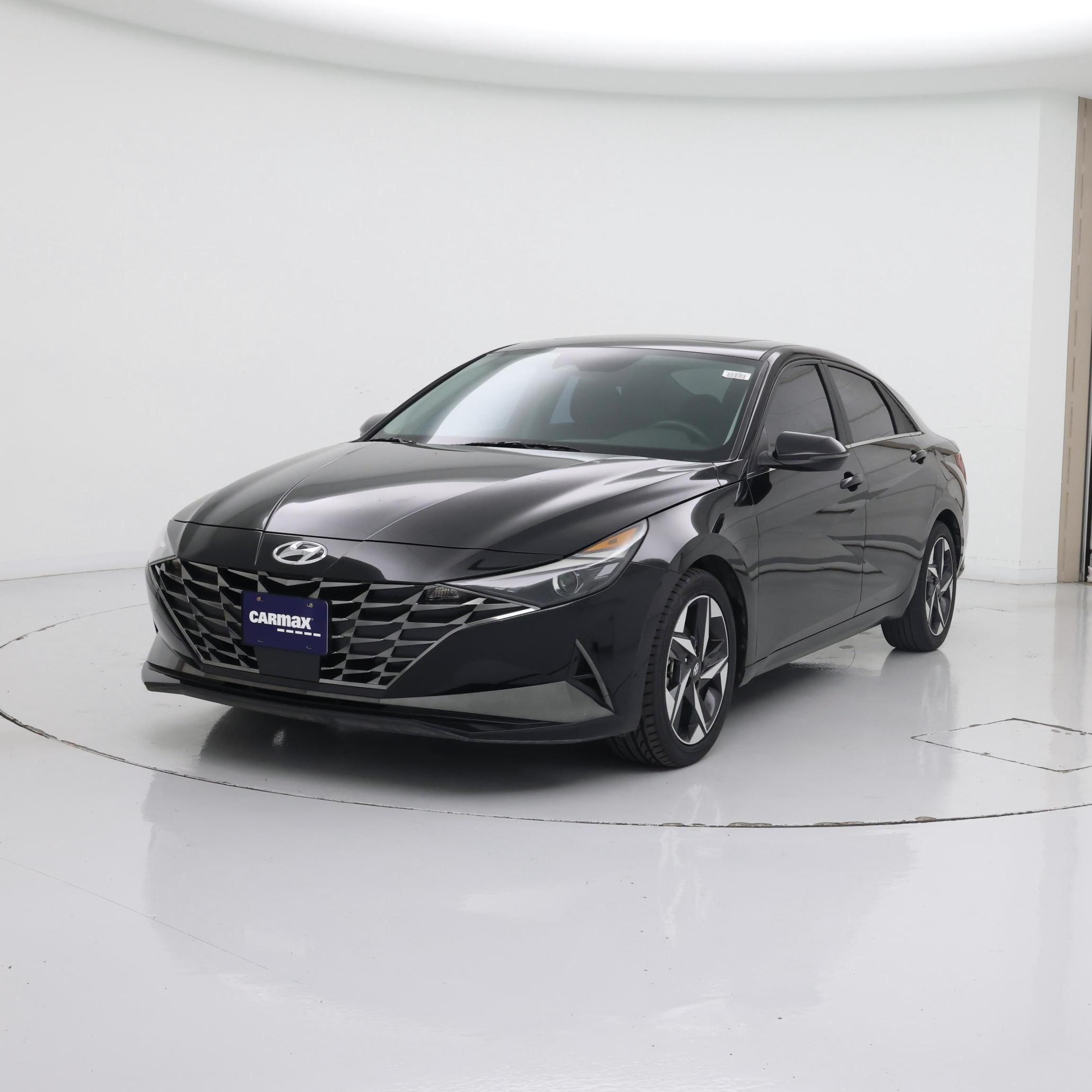 Thumbnail: 2022 Hyundai Elantra - 4