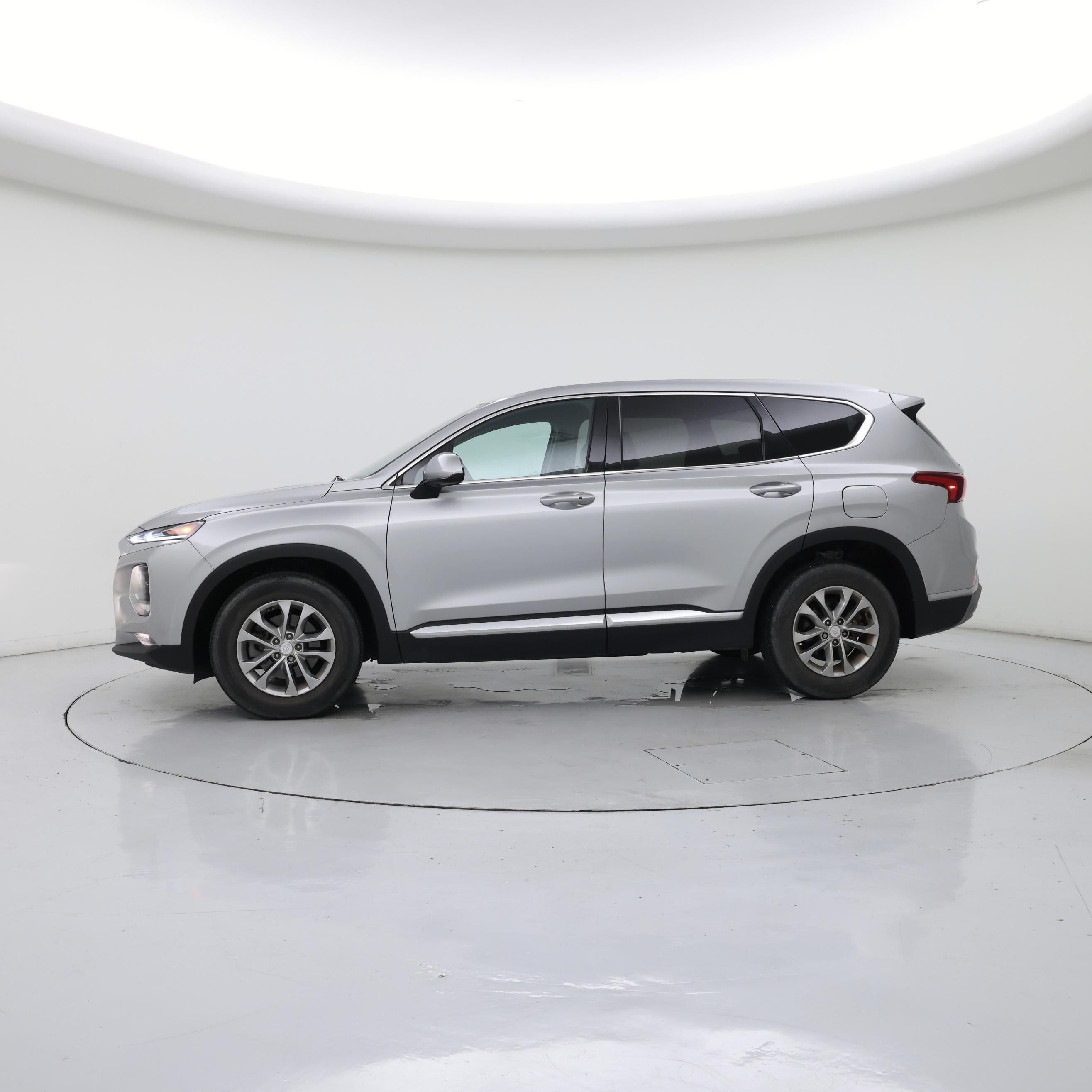 Thumbnail: 2020 Hyundai Santa Fe - 3