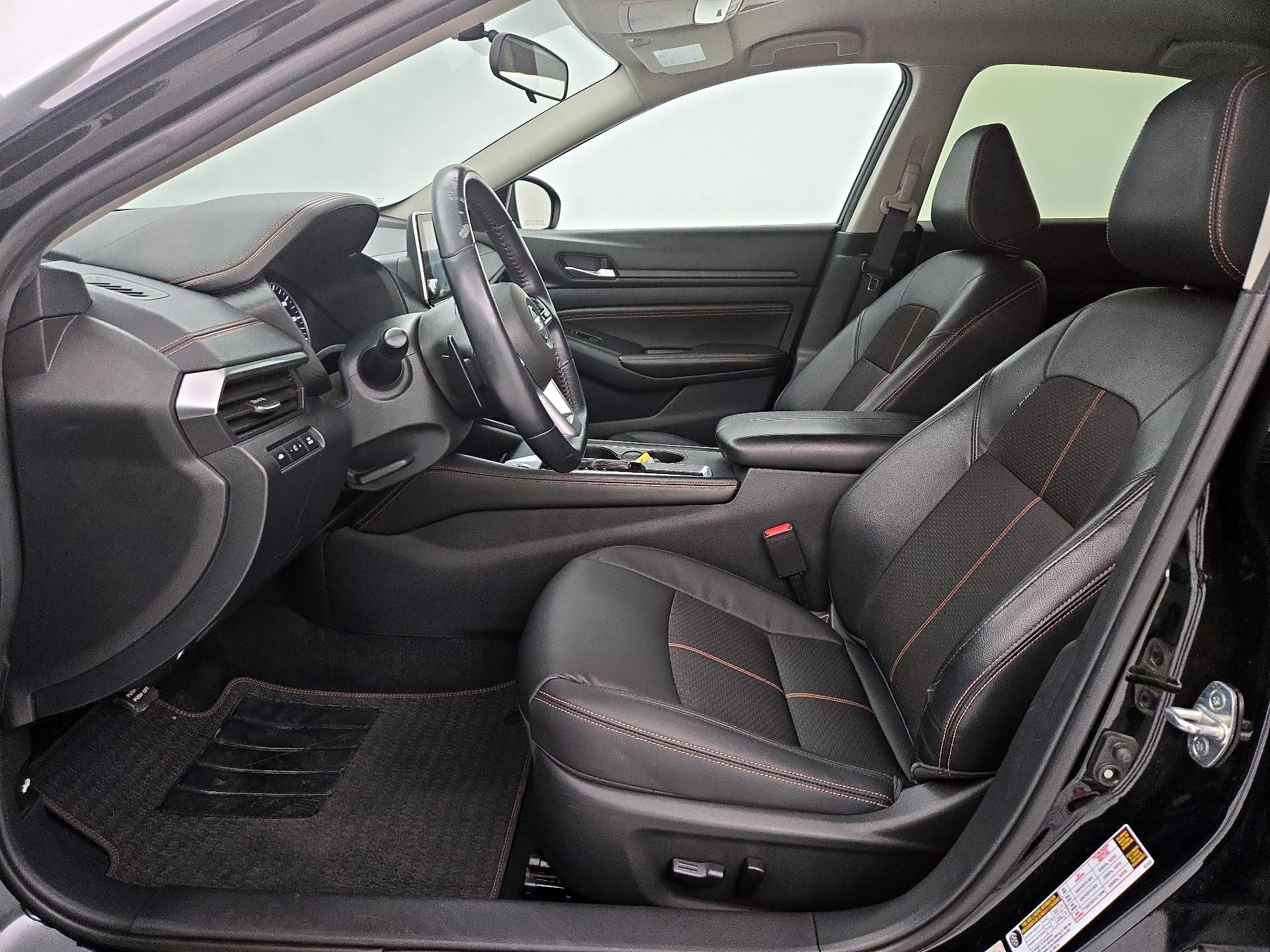 Thumbnail: 2019 Nissan Altima - 11