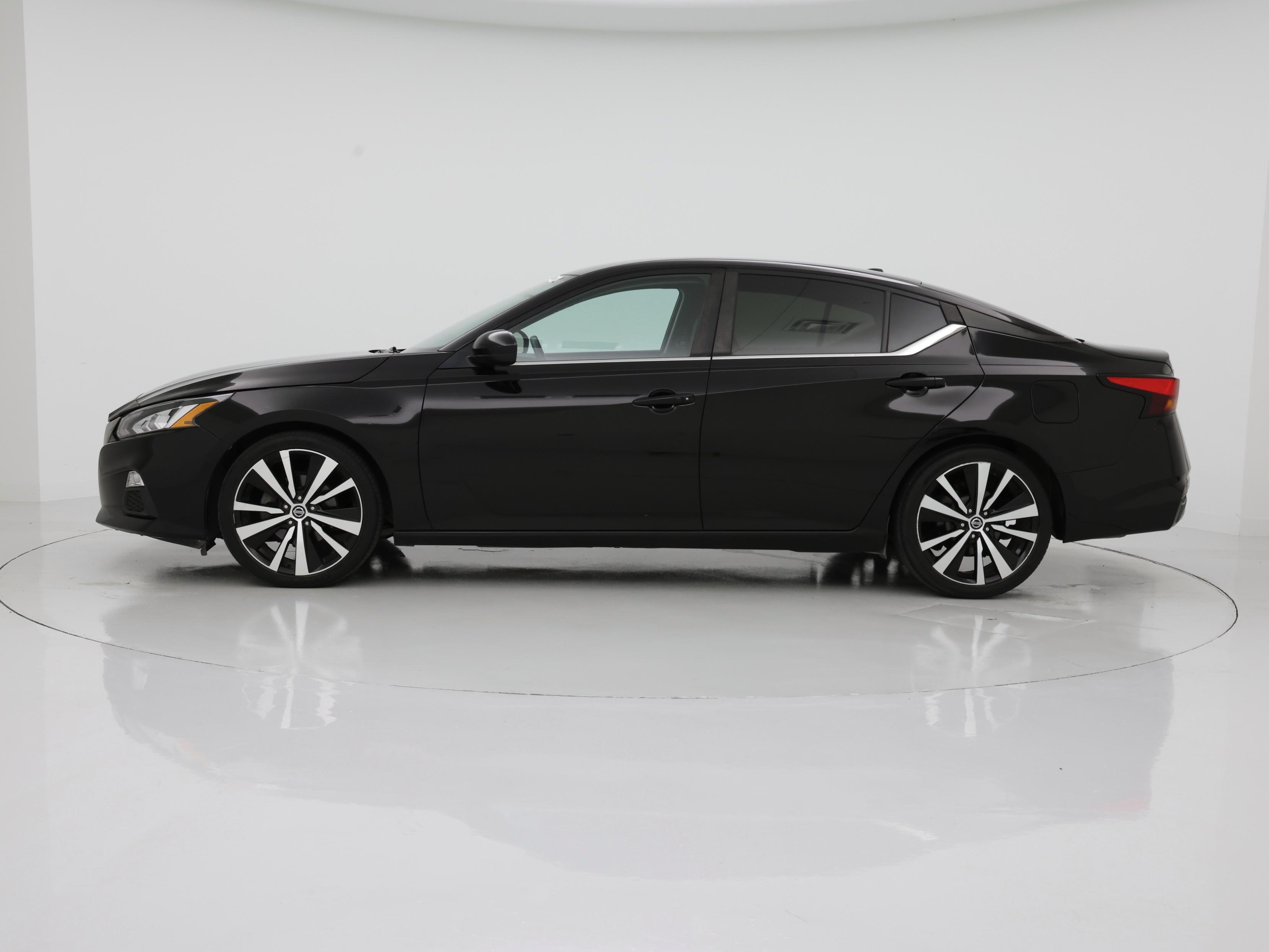 Thumbnail: 2019 Nissan Altima - 3