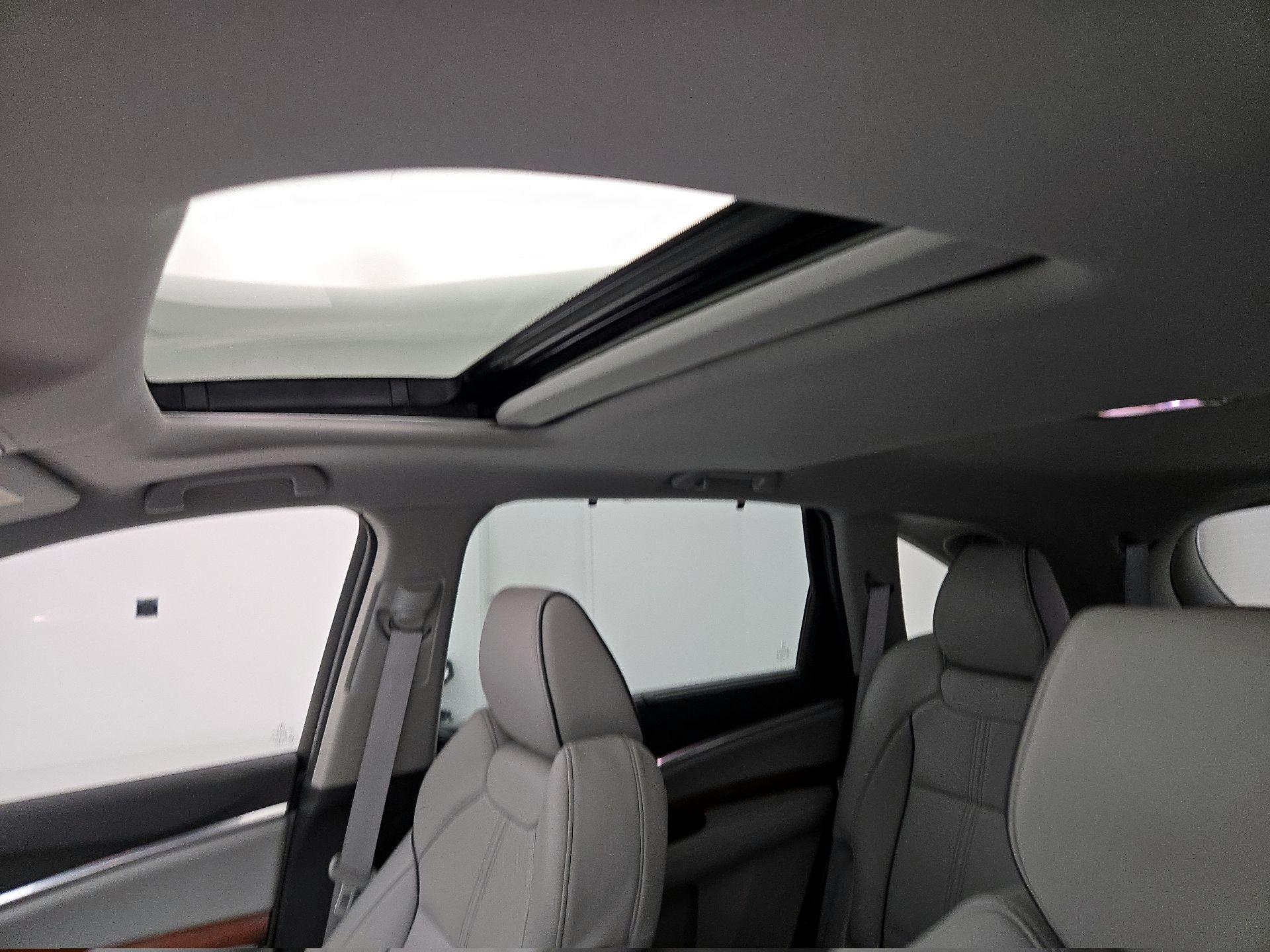 Thumbnail: 2017 Acura MDX - 19