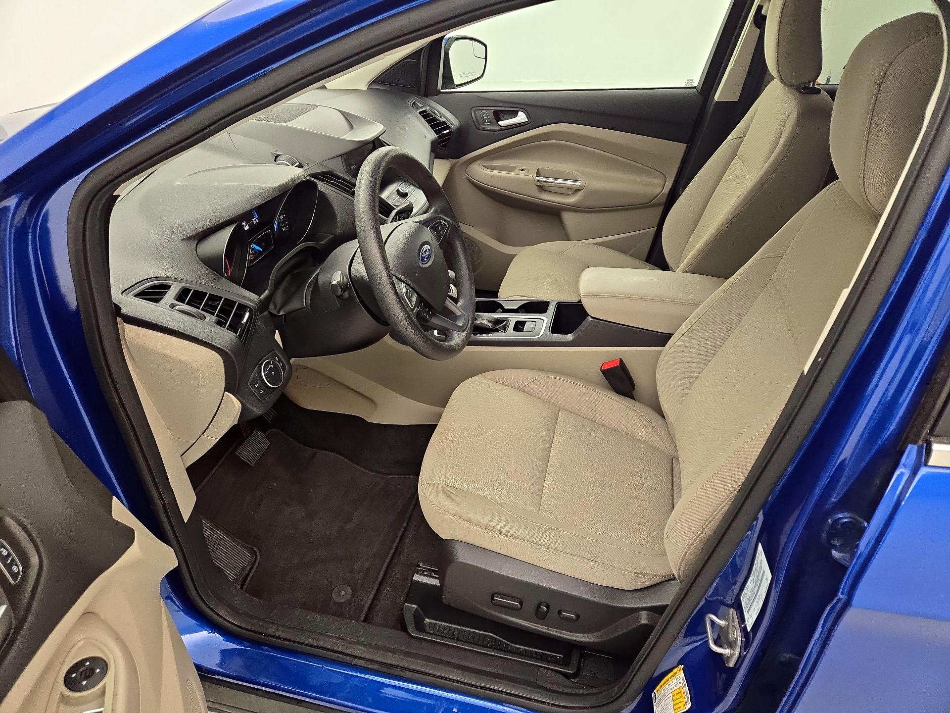 Thumbnail: 2019 Ford Escape - 11