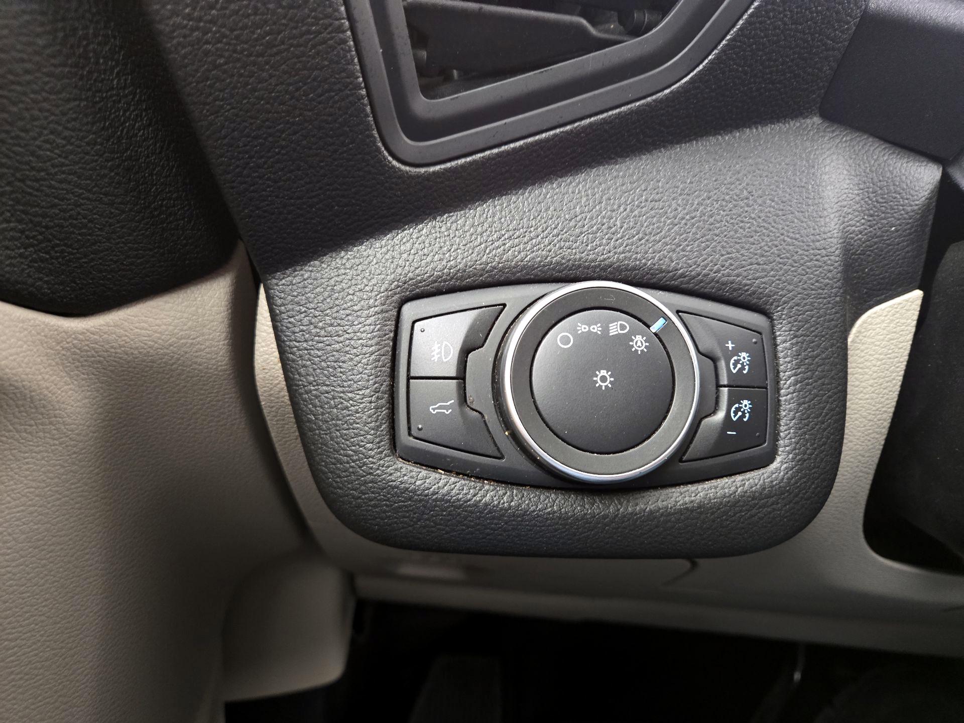 Thumbnail: 2019 Ford Escape - 13