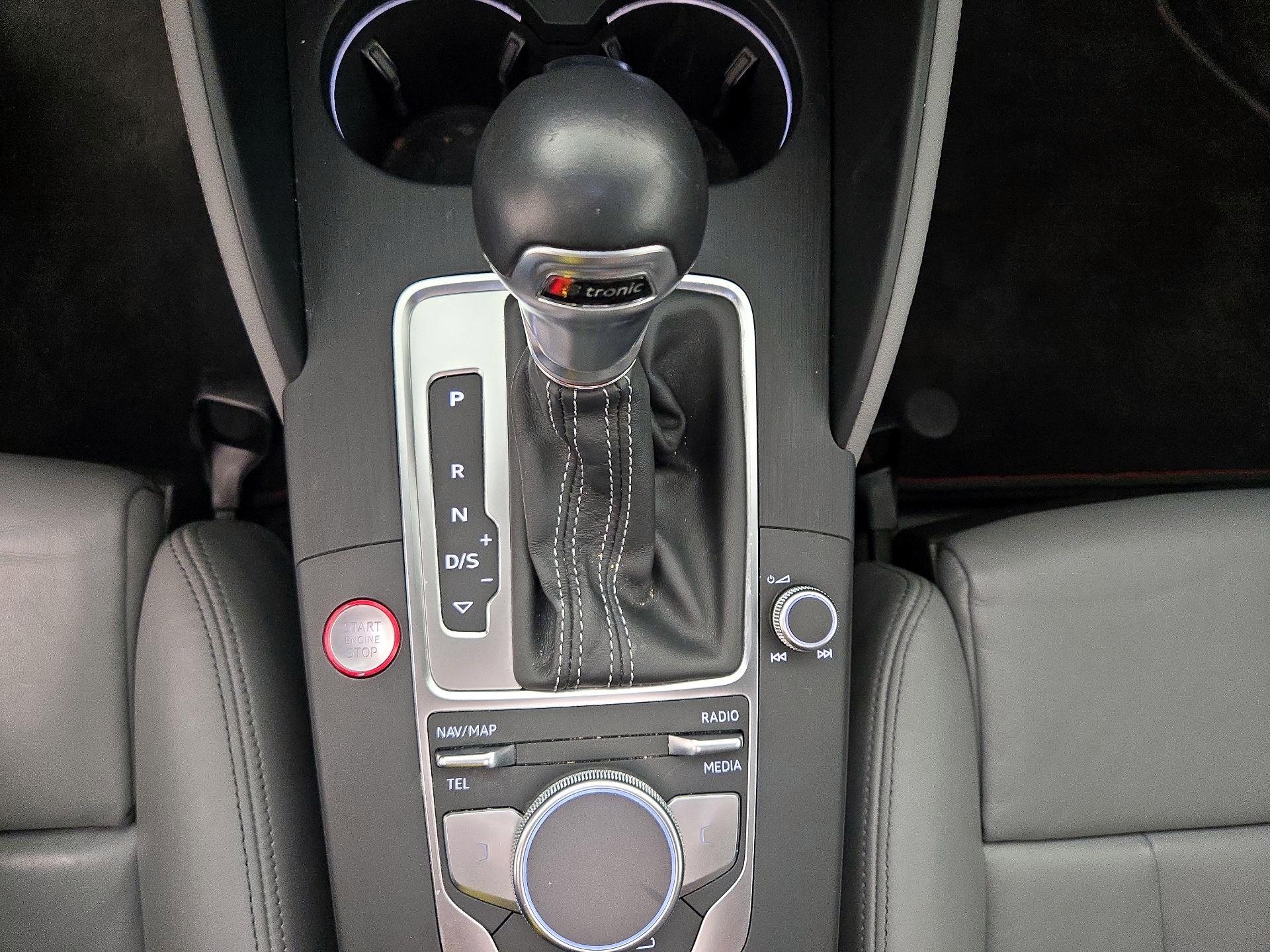 Thumbnail: 2018 Audi S3 - 18