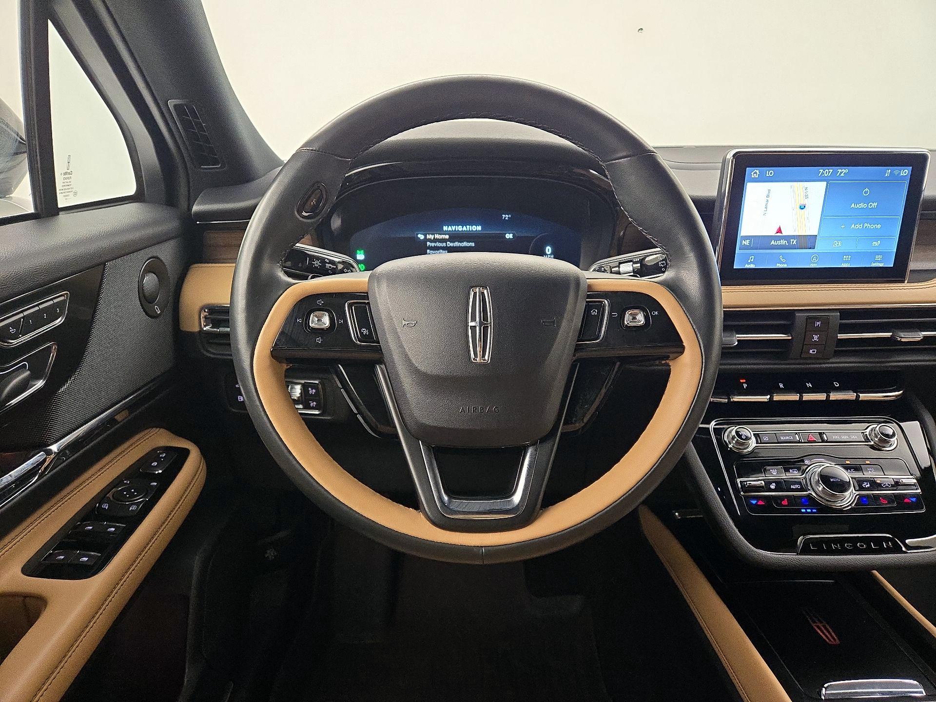 Thumbnail: 2021 Lincoln Corsair - 10