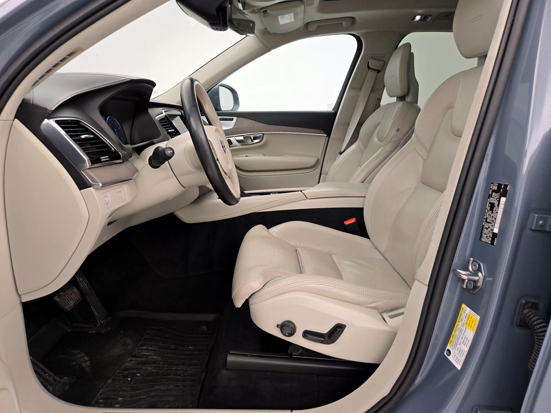 Thumbnail: 2020 Volvo XC90 - 11