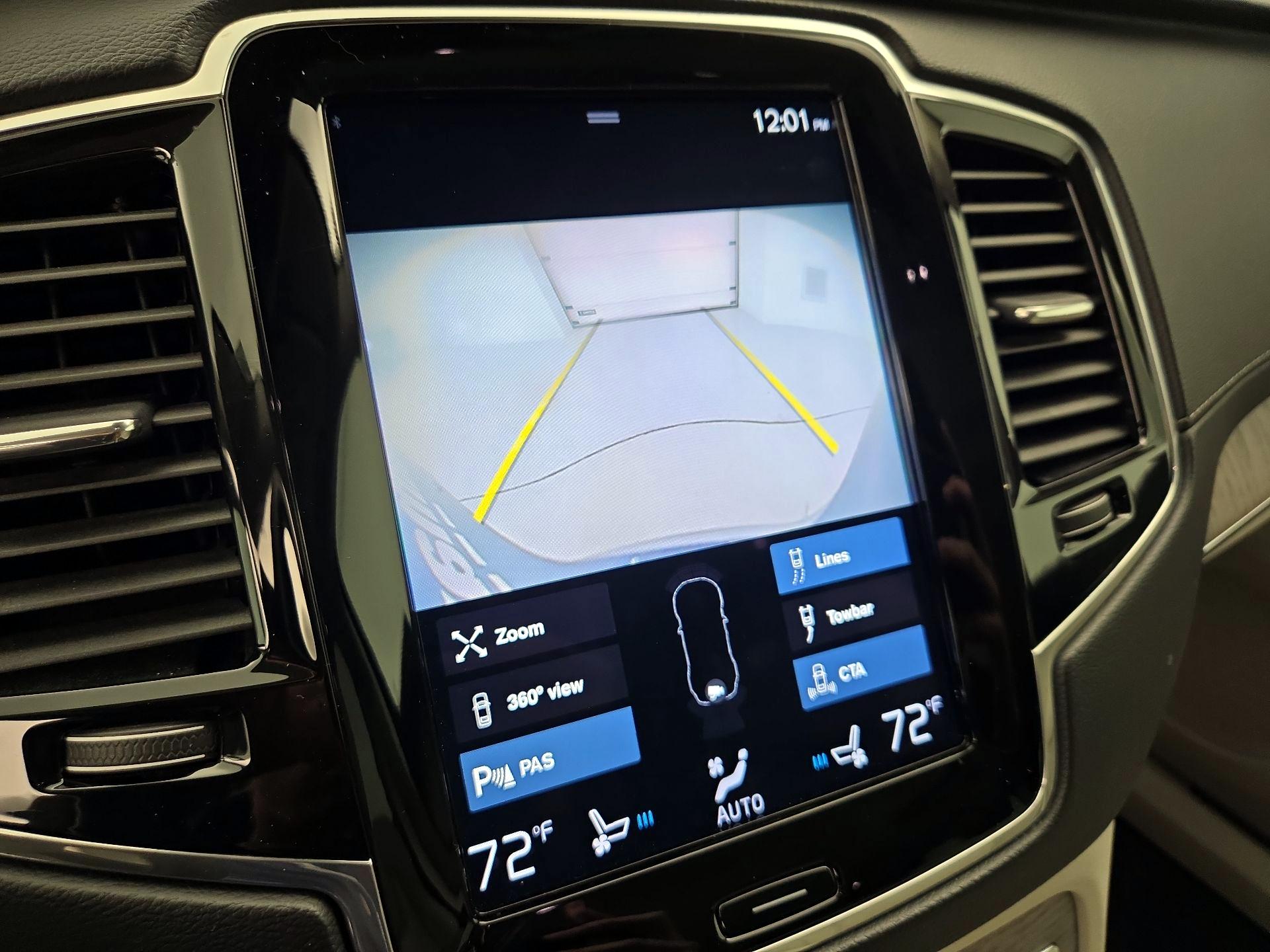 Thumbnail: 2020 Volvo XC90 - 14