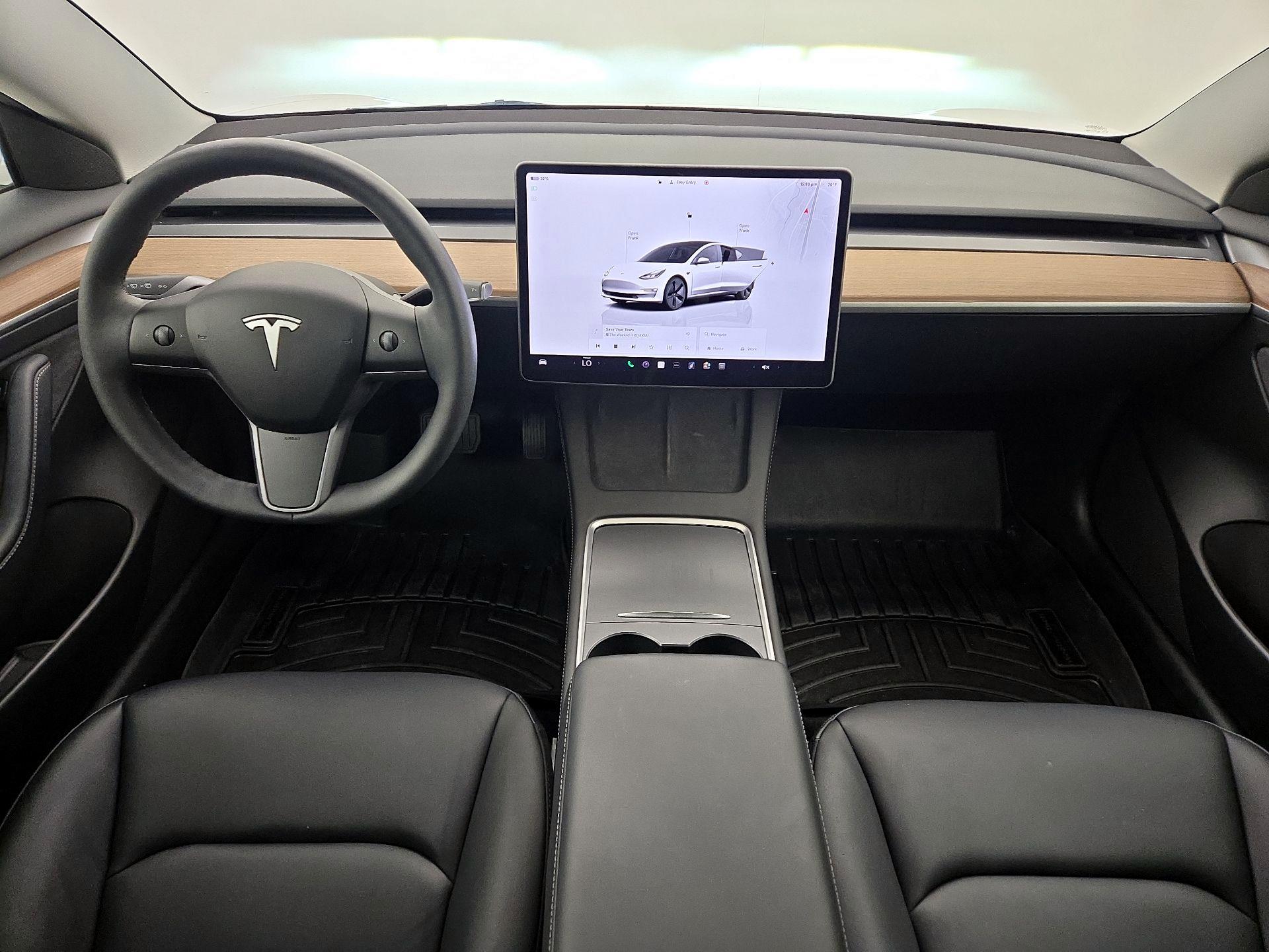 Thumbnail: 2023 Tesla Model 3 - 9