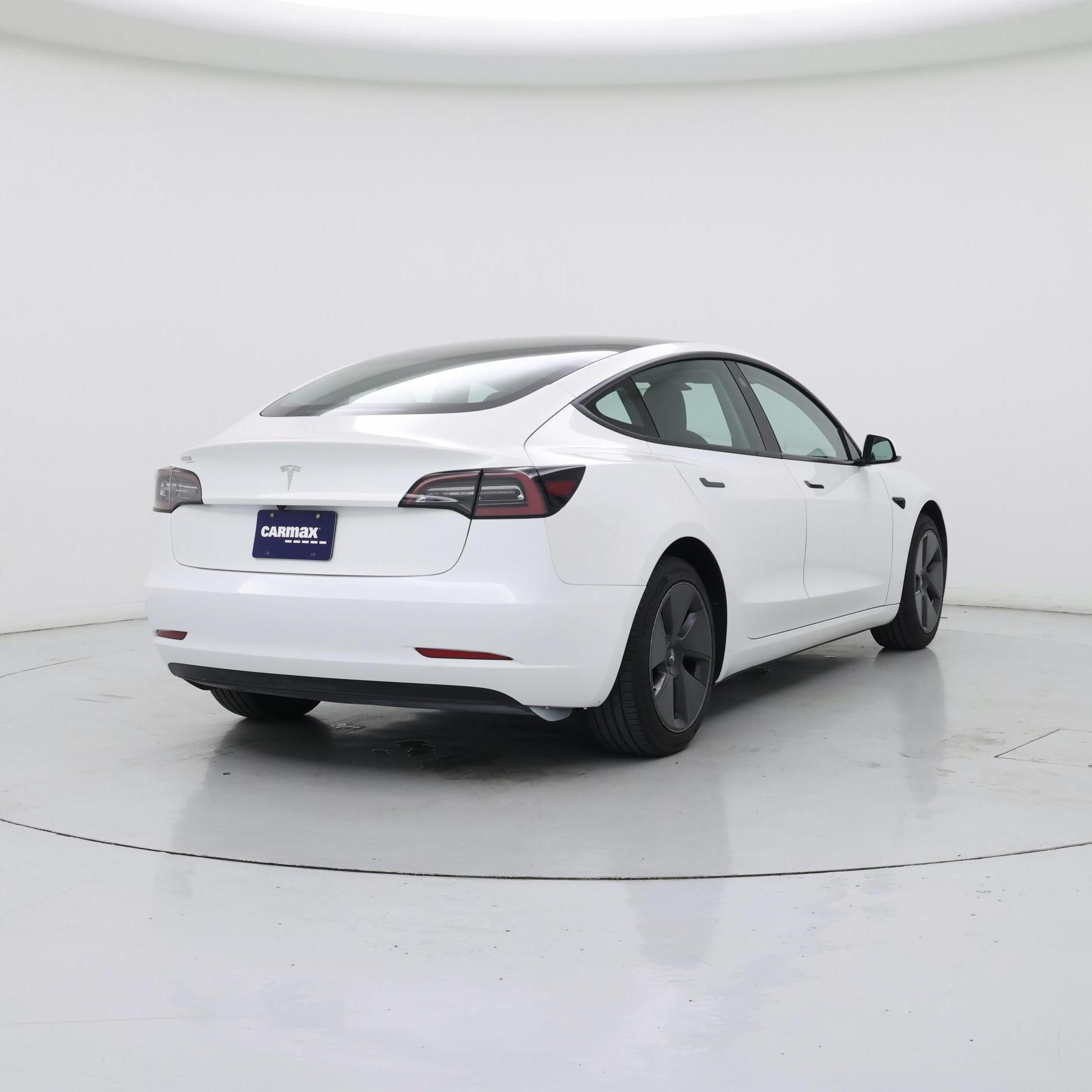 Thumbnail: 2023 Tesla Model 3 - 8