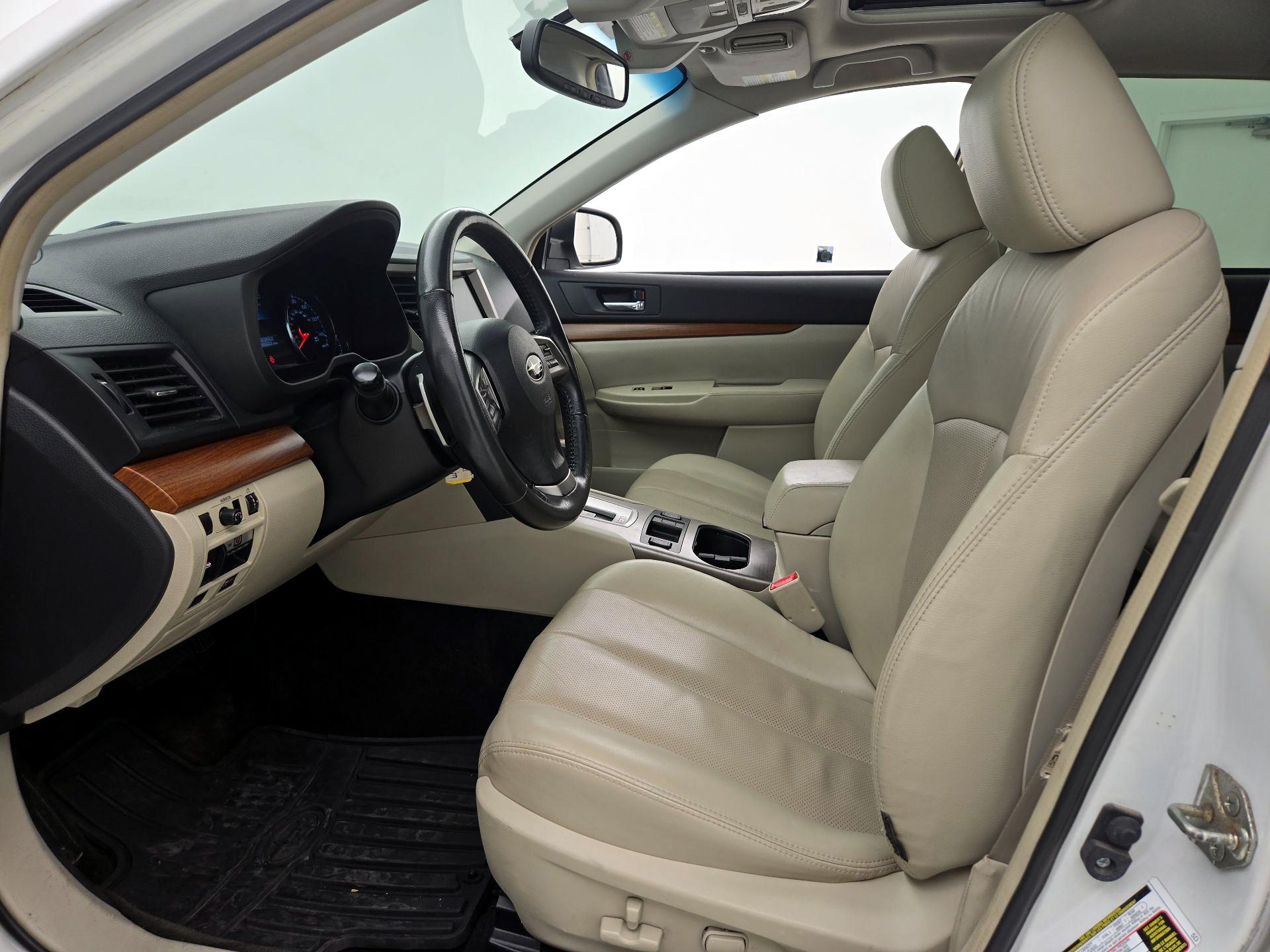 Thumbnail: 2014 Subaru Outback - 11