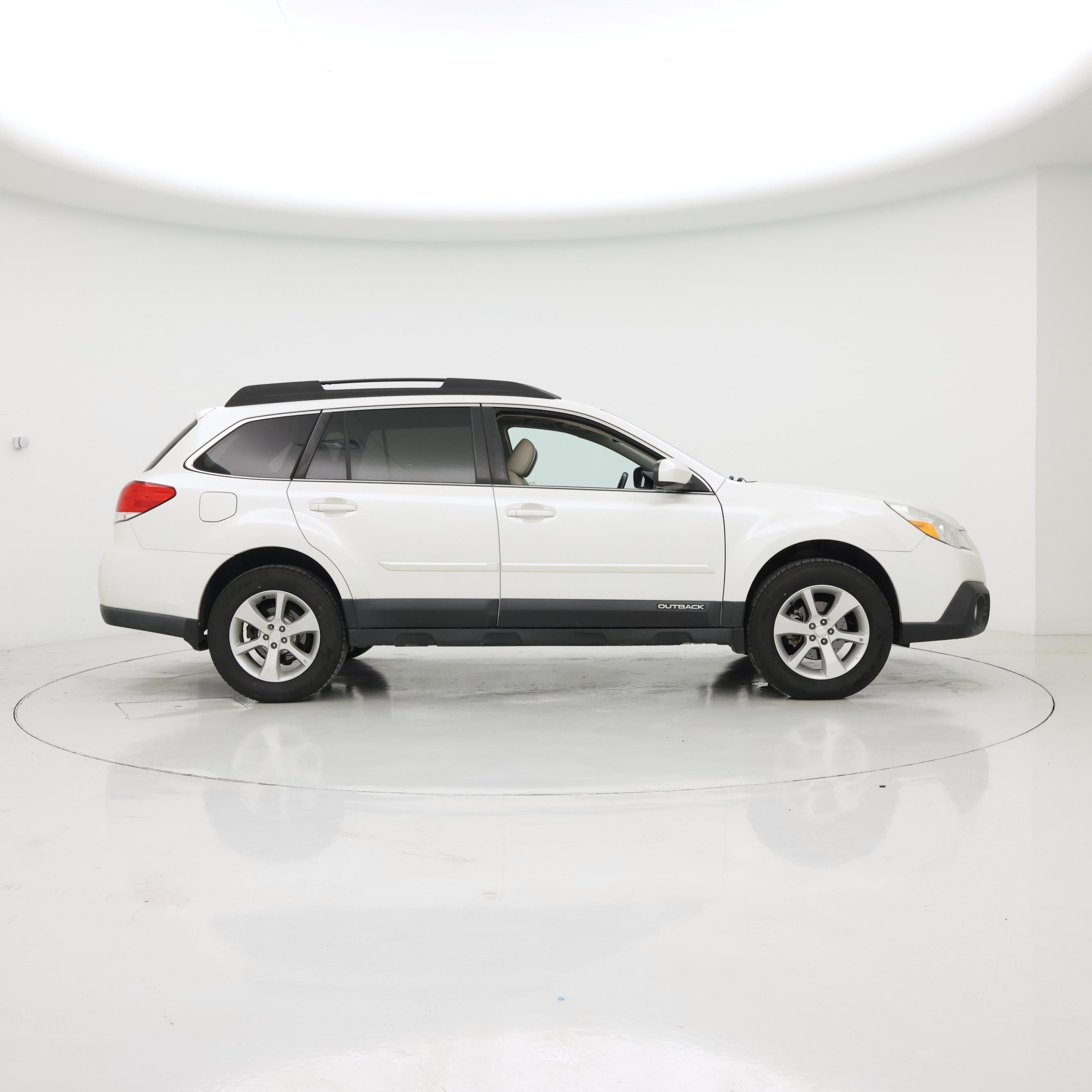 Thumbnail: 2014 Subaru Outback - 7